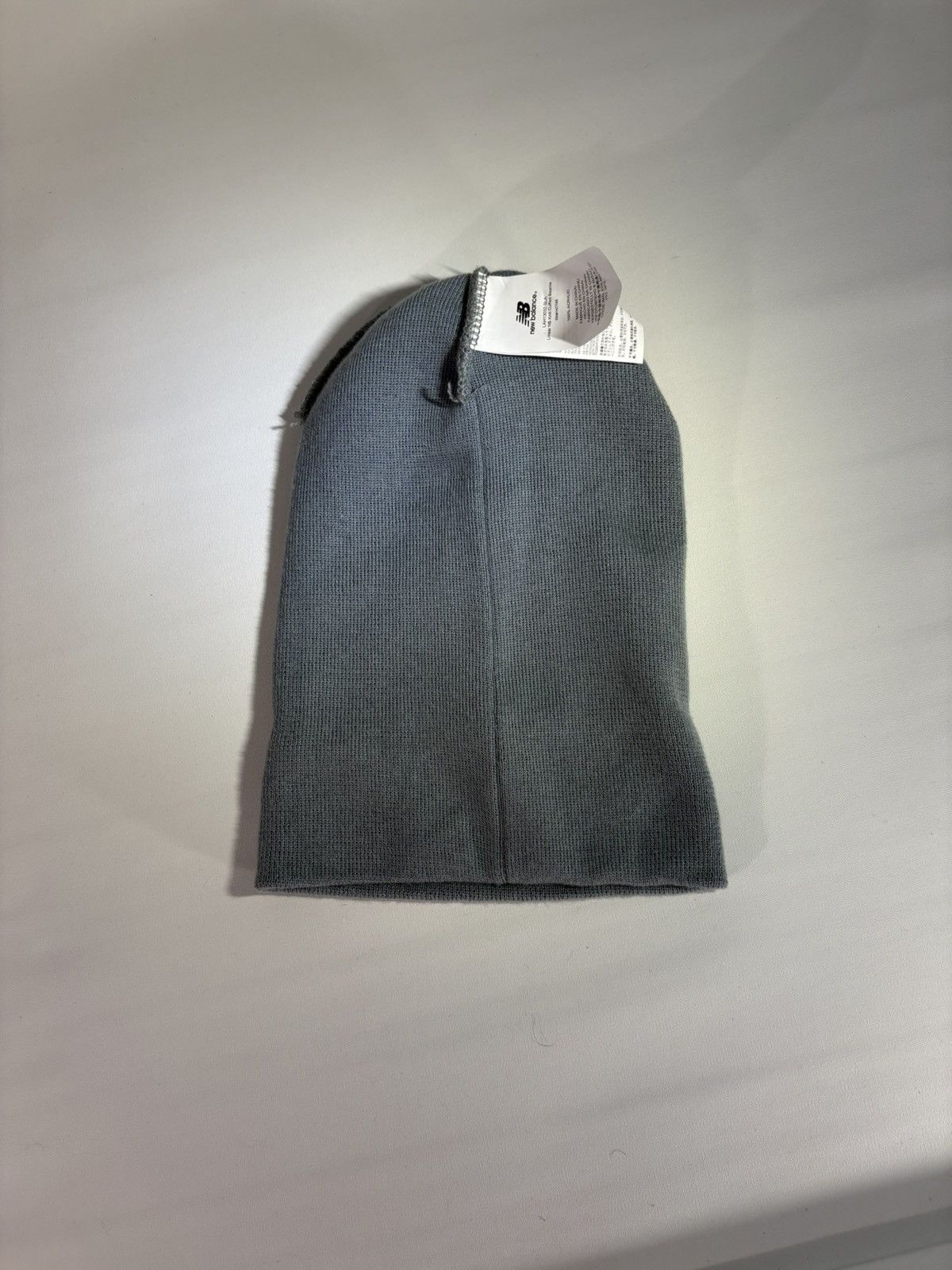 New Balance Vintage Y2K New Balance Minimal Logo Grey Winter Hat Beanie Size ONE SIZE - 5 Thumbnail