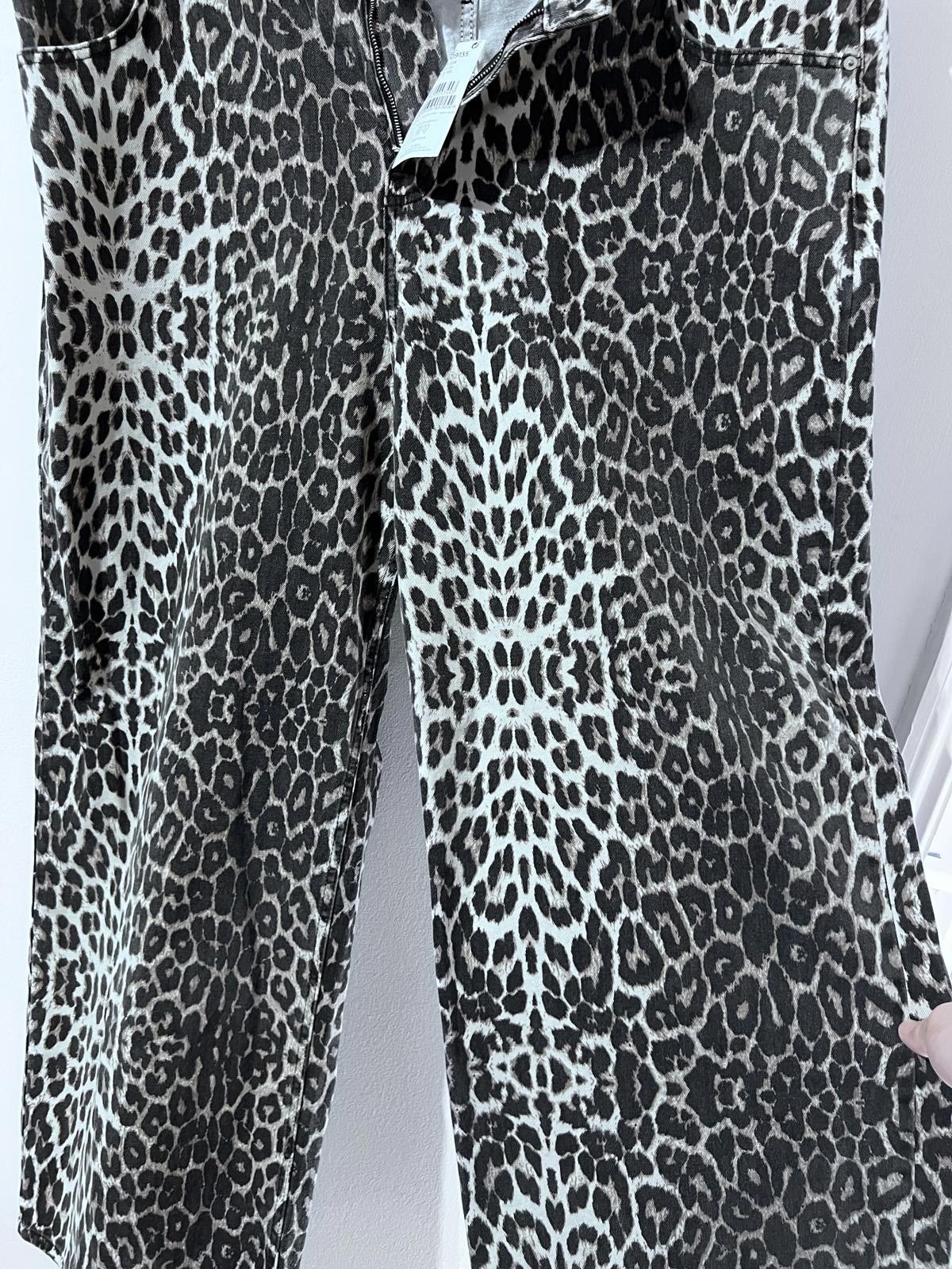 Other Next Leopard Print Jeans – UK 22R (EU 50 / US 18R) BNWT Size 40" / US 18 - 2 Thumbnail