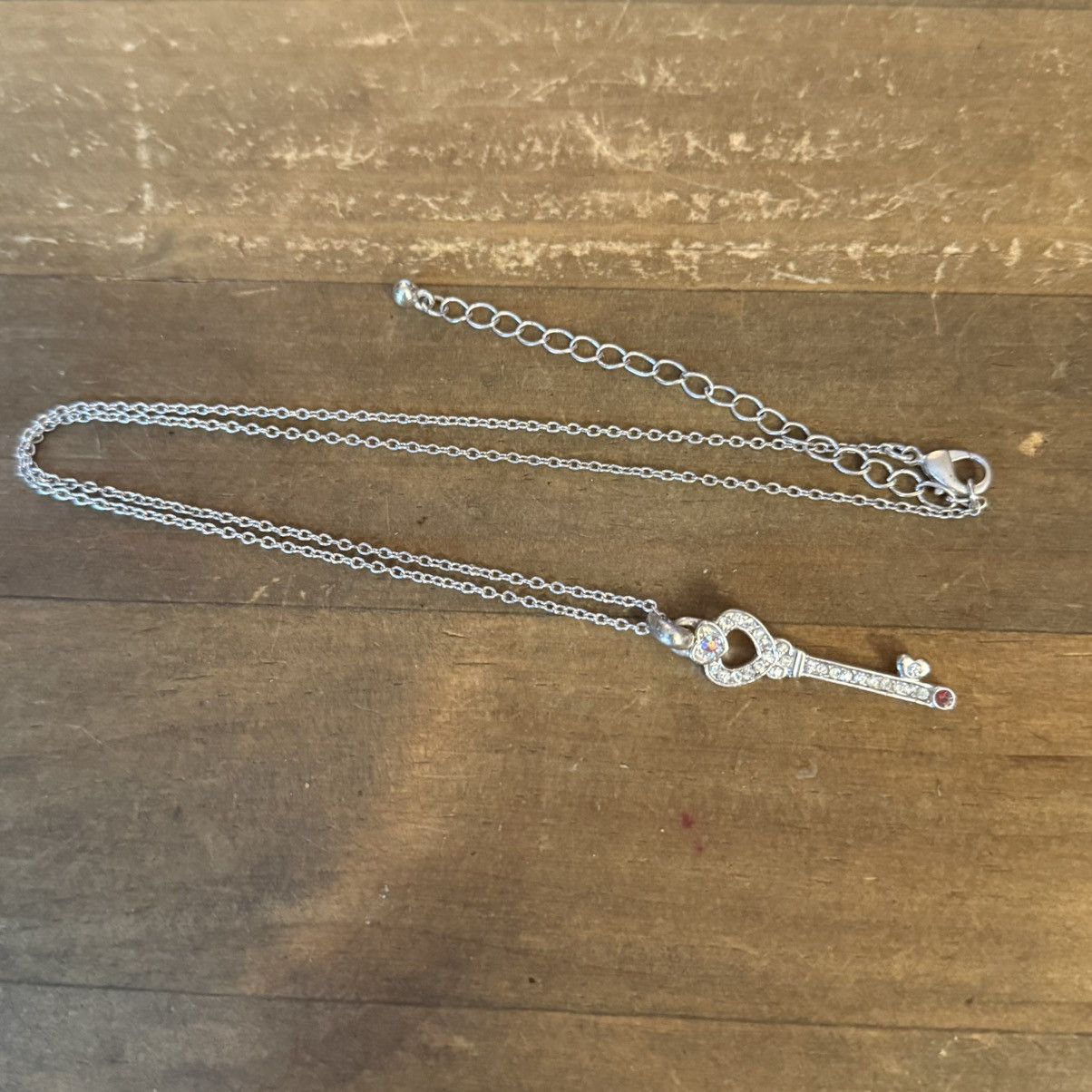 Other Silver tone rhinestone skeleton key pendant necklace Size ONE SIZE - 3 Thumbnail