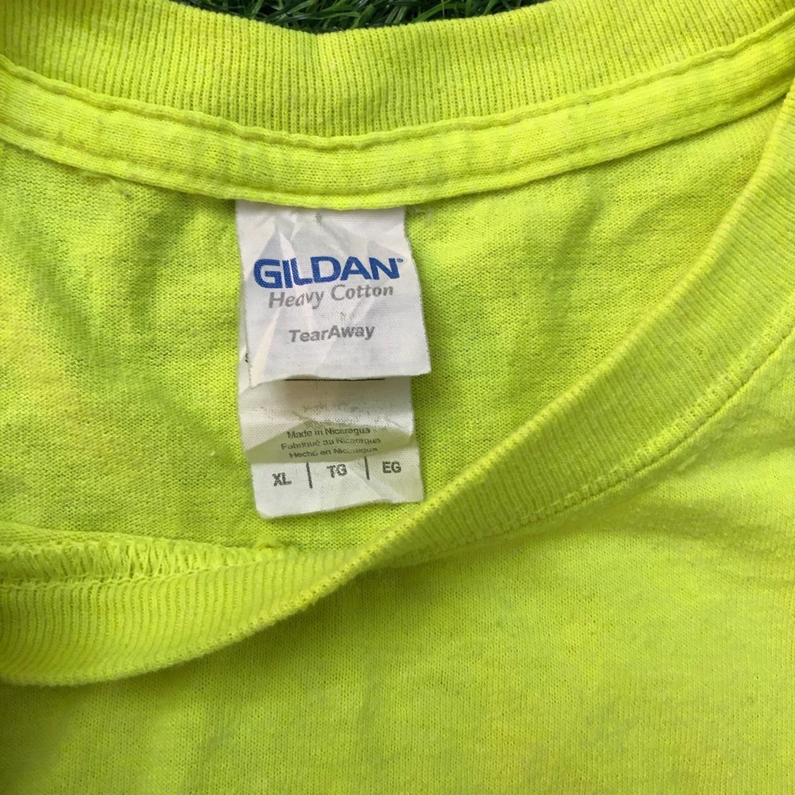 Gildan Vintage Neon Baylor Basketball Graphic Tee Size US XL / EU 56 / 4 - 4 Thumbnail