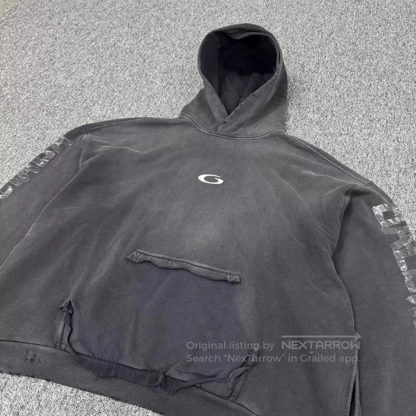 Balenciaga Black Oversized Hoodie with Logo and Side Graphics. Size US M / EU 48-50 / 2 - 4 Thumbnail