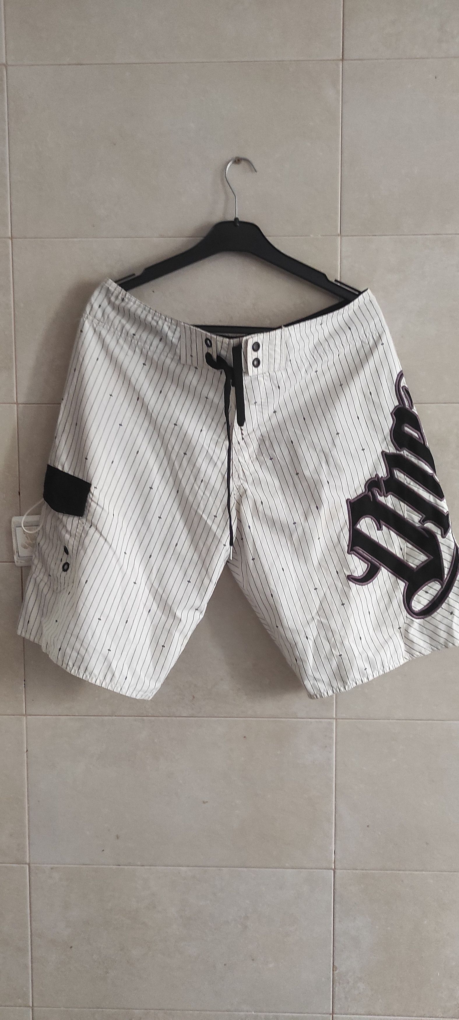 O'Neill O'Neill Mgi Logo Patch Board Mens Shorts White Size 33 Size US 33 - 1 Thumbnail