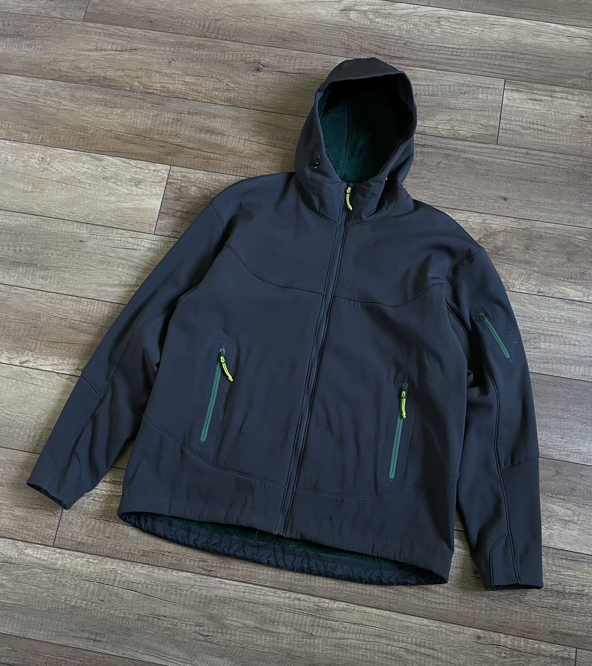 ArcTeryx Polartec Hooded Softshell Fleece Insulated Jacket