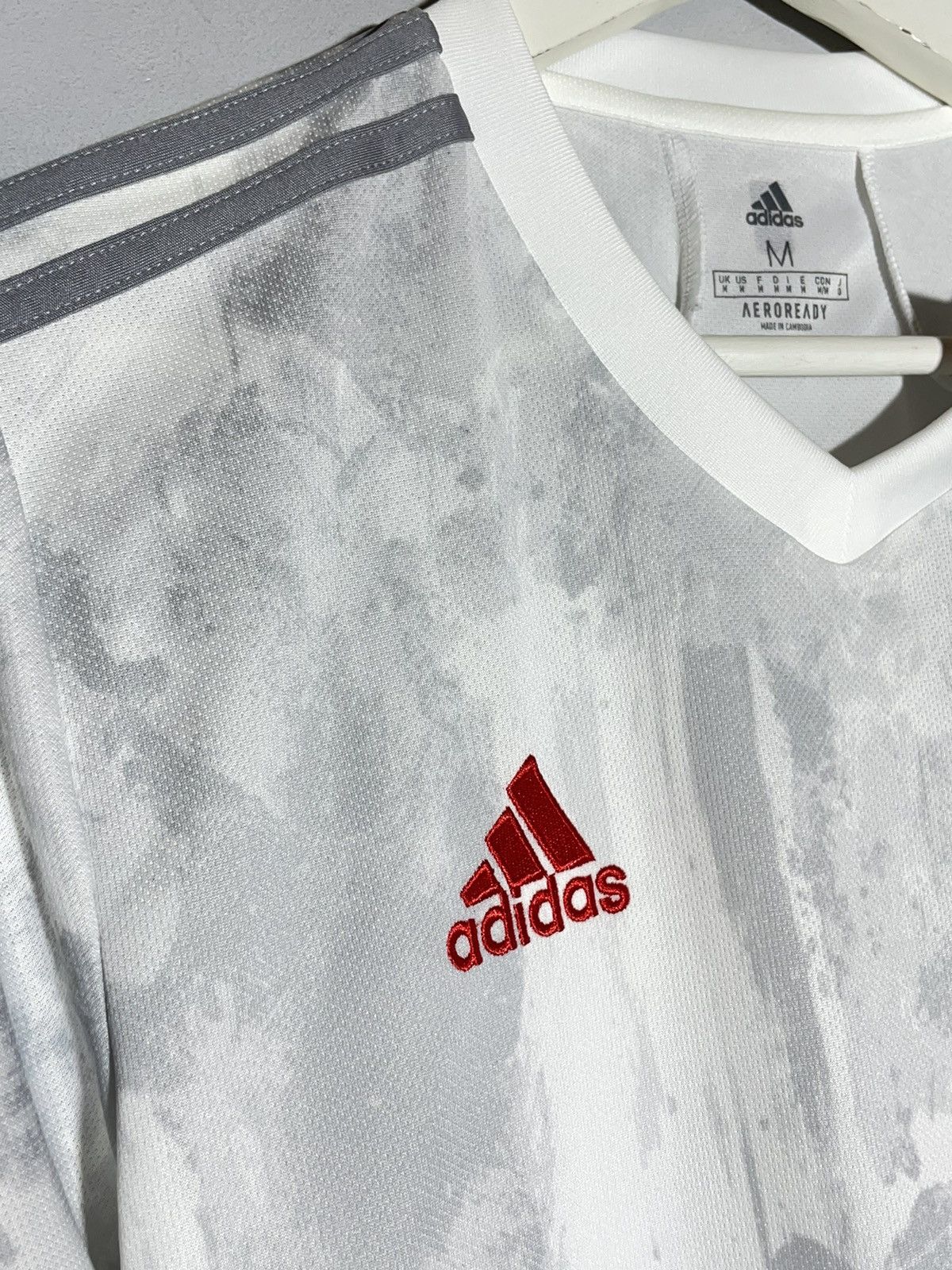 Adidas National Team Spain 2020 Away Adidas Y2k Football Shirt Size US M / EU 48-50 / 2 - 5 Thumbnail