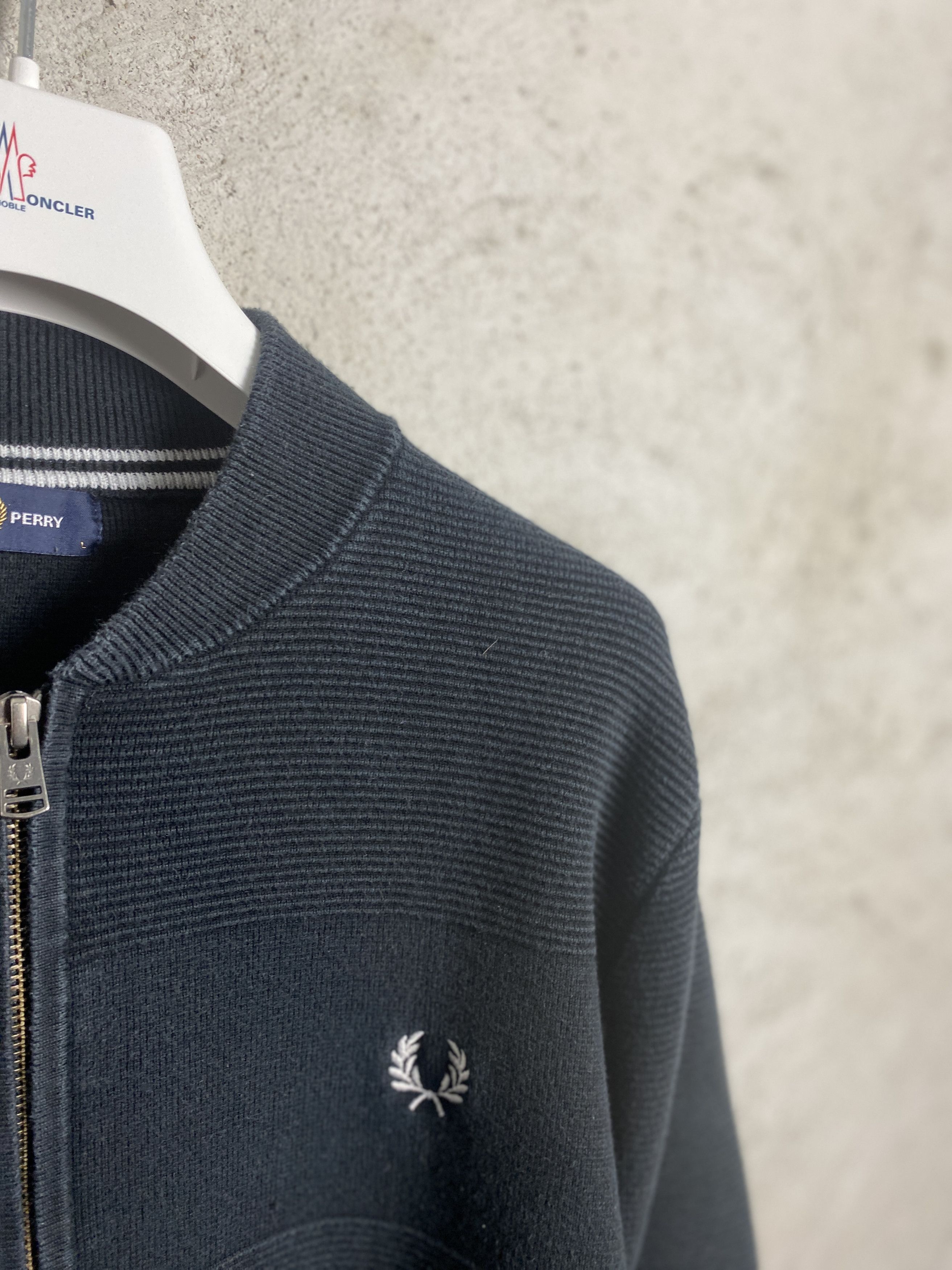 Fred Perry Fred Perry small logo zip-up sweatshirt casual Size US L / EU 52-54 / 3 - 2 Thumbnail