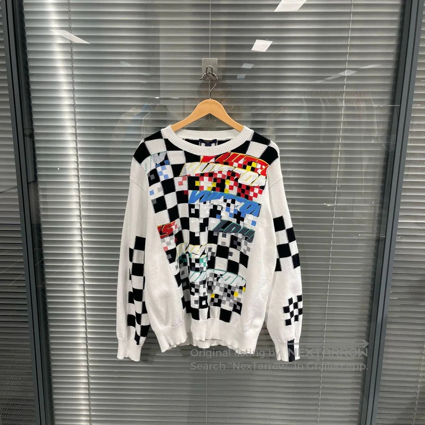Louis Vuitton White Checkered Graphic Print Sweater. Size US L / EU 52-54 / 3 - 1 Thumbnail