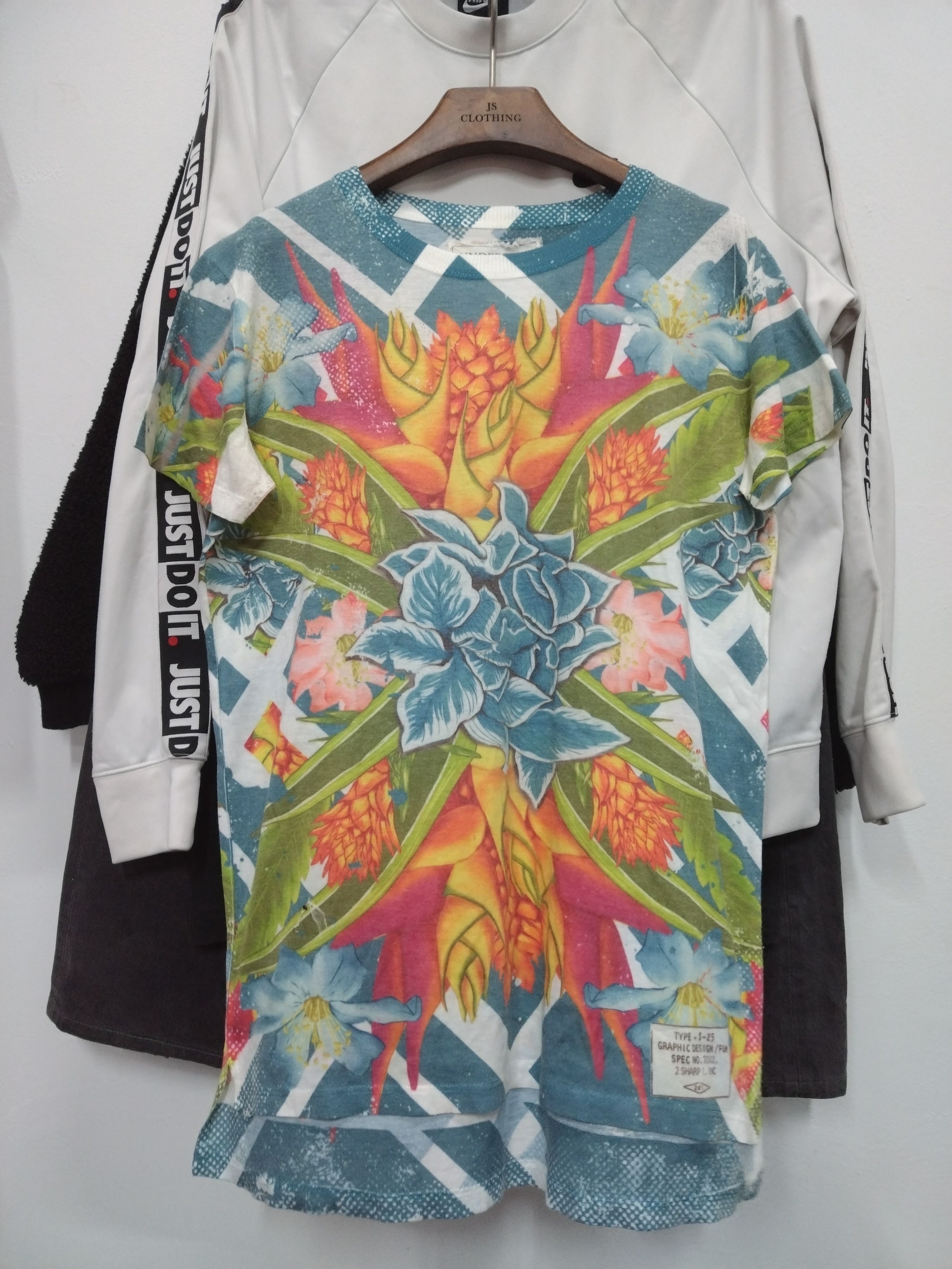Hysteric Glamour × Japanese Brand 🎉💥 Awesome DESIGN short SLEEVE graphic T SHIRT Size M / US 6-8 / IT 42-44 - 2 Thumbnail