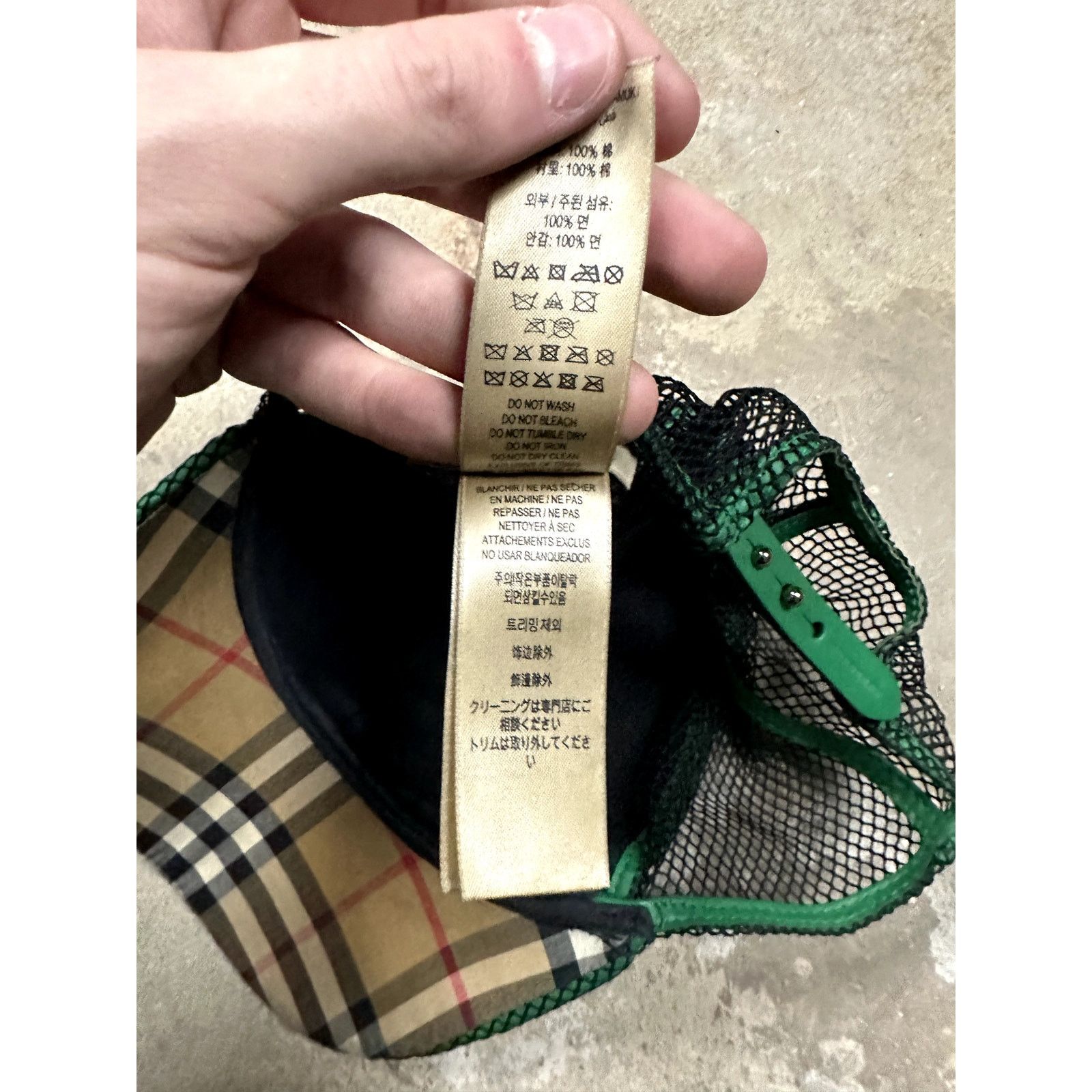 Burberry Burberry Mesh Cap Black OS Used Size ONE SIZE - 6 Thumbnail