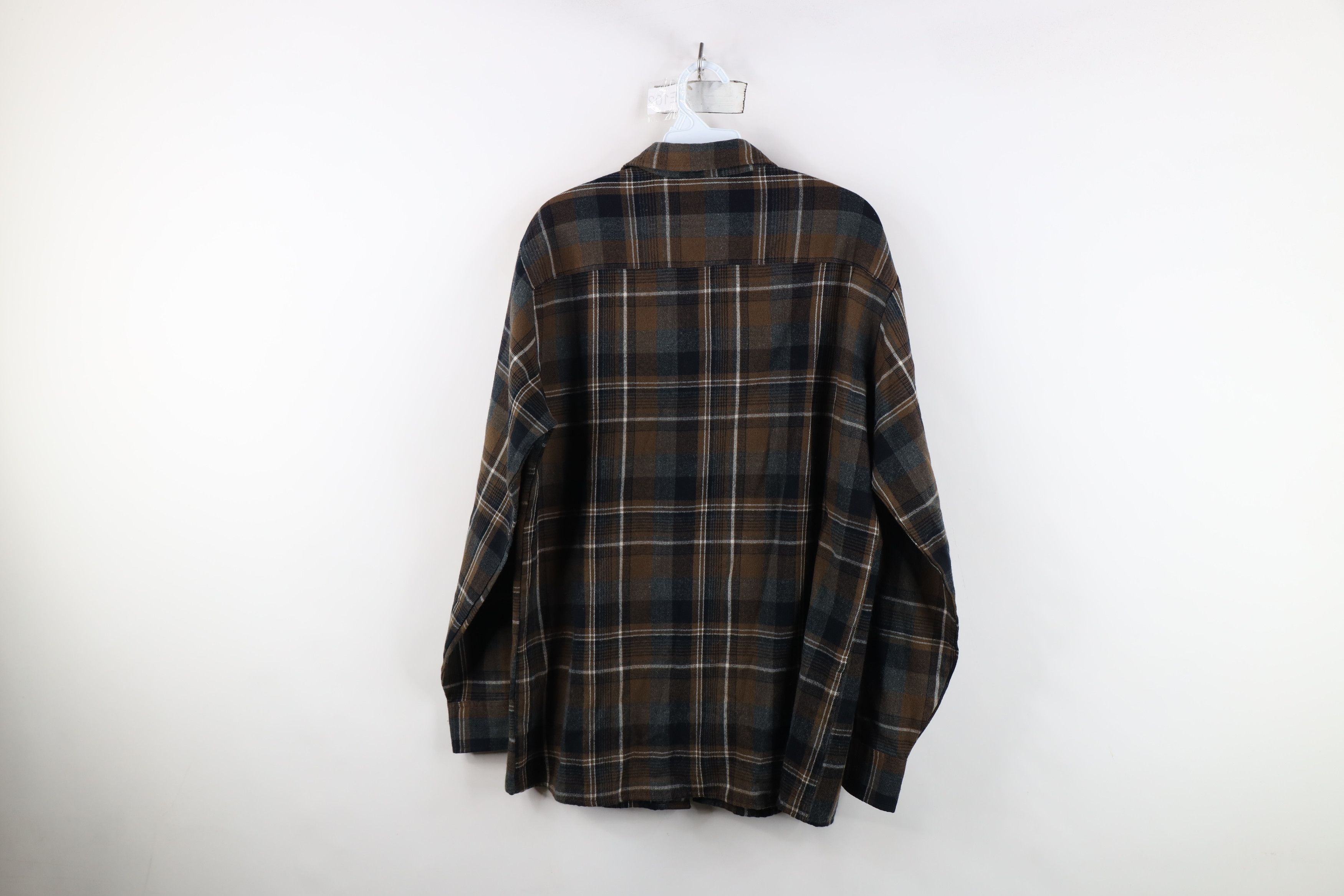 Vintage Vintage 90s Streetwear Pocket Collared Button Shirt Plaid Size US L / EU 52-54 / 3 - 9 Thumbnail