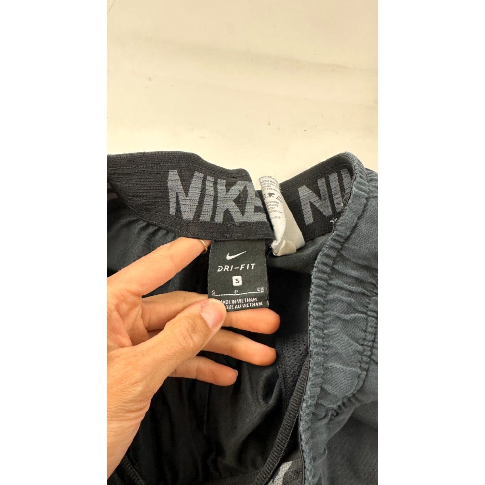 Nike Nike Dri-Fit Shorts Men's Black Cotton Athletic Activewear S 8.5" Inseam Elastic Waist Running Size US 29 - 4 Thumbnail