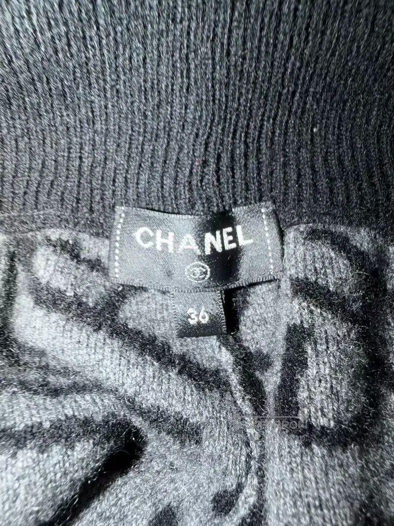 Chanel Chanel 21N black cashmere ski letter sports trousers Size 24" / US 00 / IT 34 - 3 Thumbnail