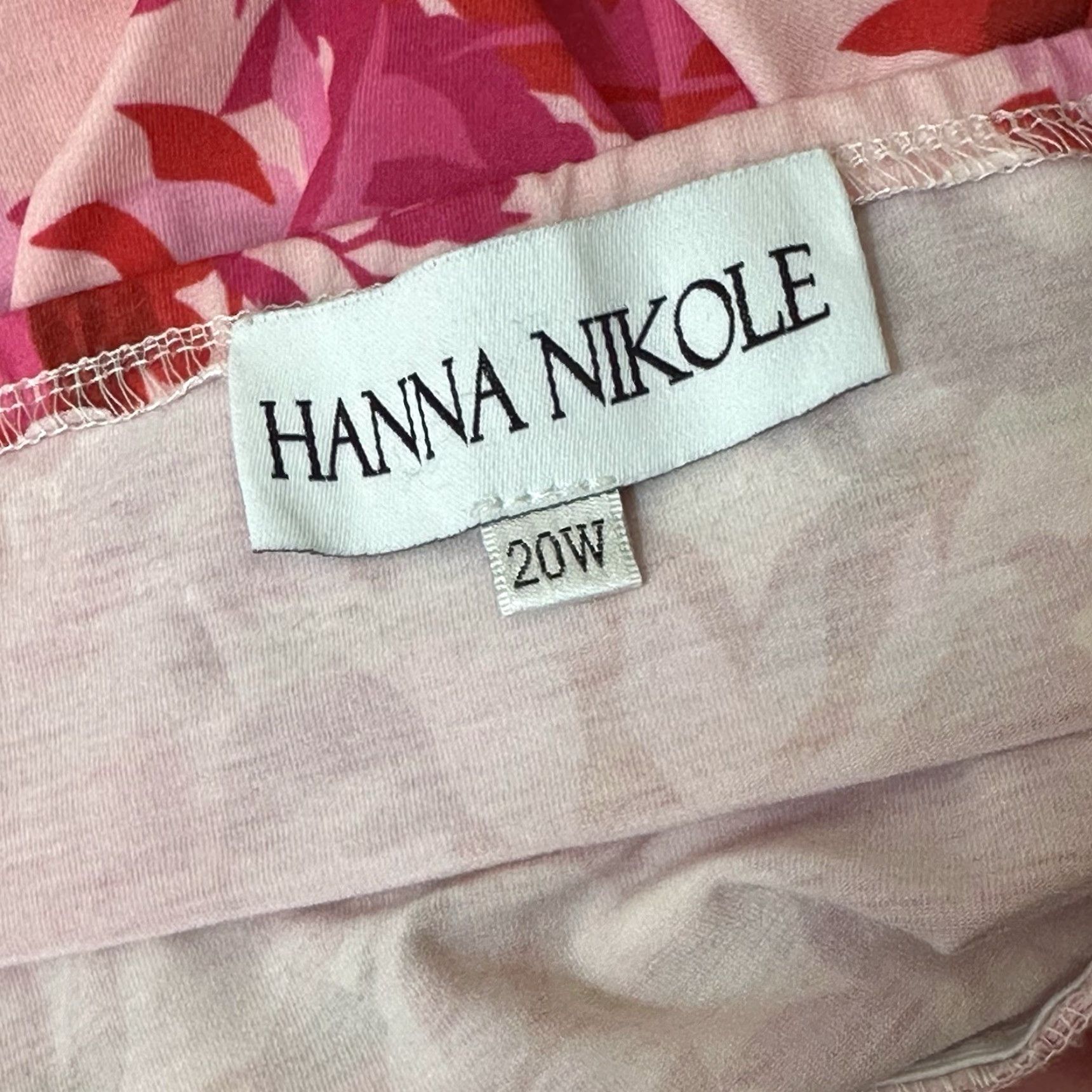 Vintage Hanna Nikole Pink V-Neck Maxi Dress 20W Elastic Waist Floral Belted User: Hanna Nikole Pink V-Neck Maxi Dress 20W Elastic Waist Floral Belted Size 3XL / US 20-22 - 8 Thumbnail
