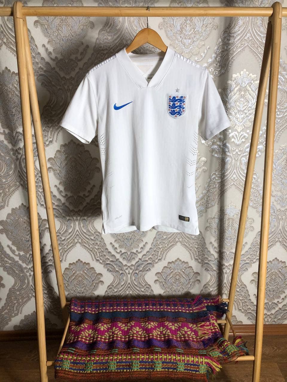 VINTAGE NIKE ENGLAND SOCCER JERSEY RETRO MANCHESTER Y2K 90s