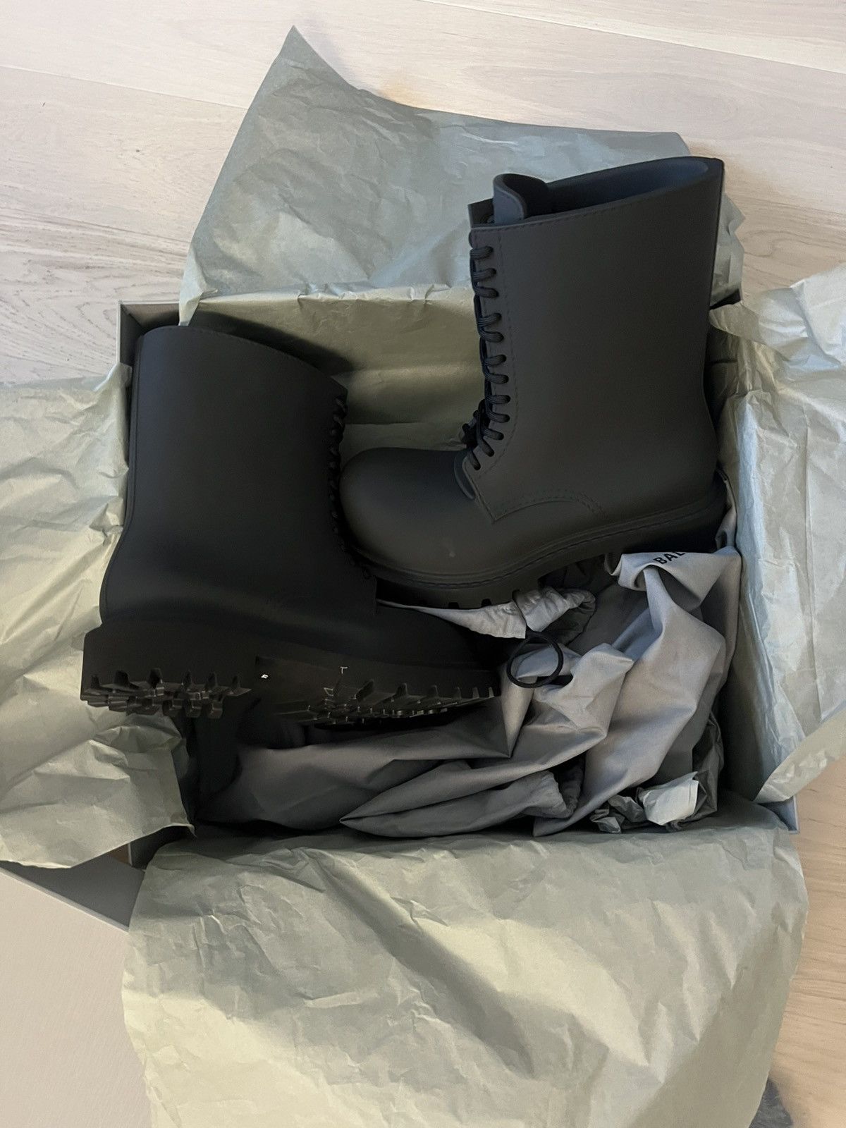 Balenciaga Steroid Rubber Ankle Boots in Black Size US 11 / EU 44 - 7 Thumbnail
