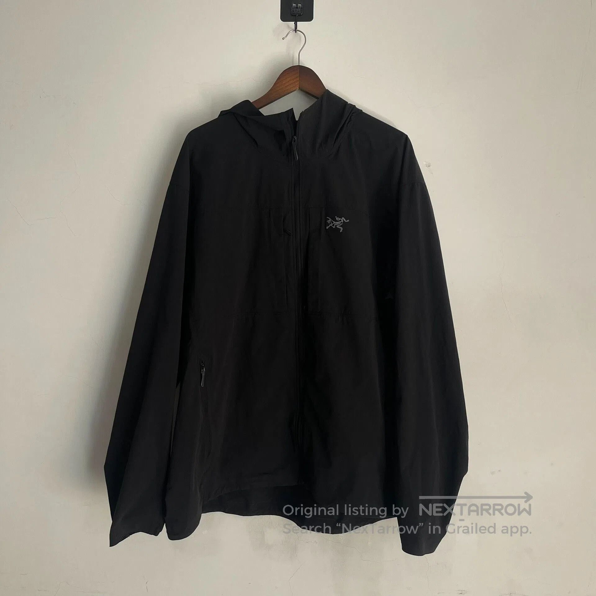 Arc'teryx Arcteryx Lightweight Black Hooded Jacket. Size US XXL / EU 58 / 5 - 1 Thumbnail
