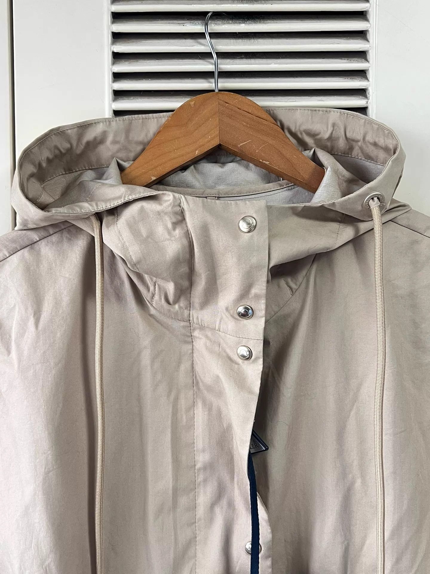 Moncler Moncler GAILLON Women's Khaki Hooded Coat 00 Size XXS / US 00 / IT 34 - 3 Thumbnail