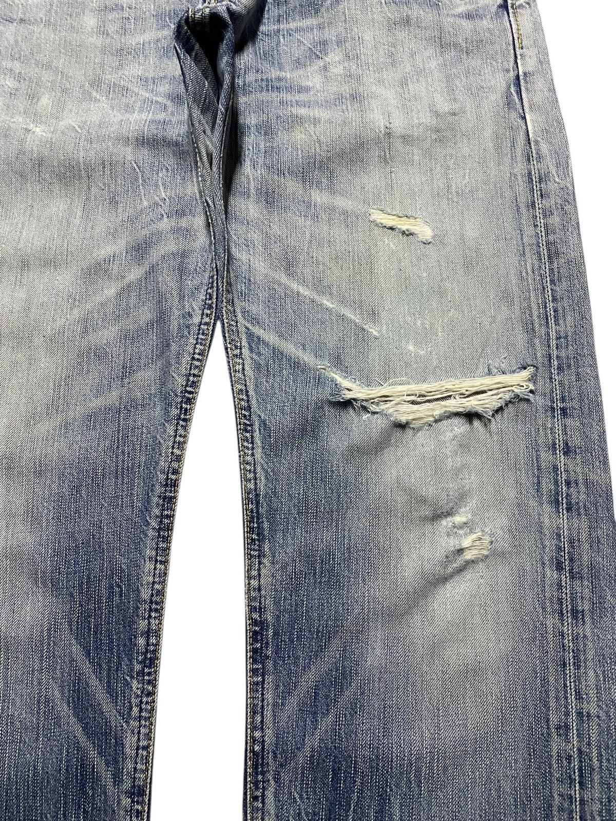 Edwin Vintage Edwin Blue Trip 503 Distressed Faded Wash Loose Jean Size US 33 - 8 Thumbnail