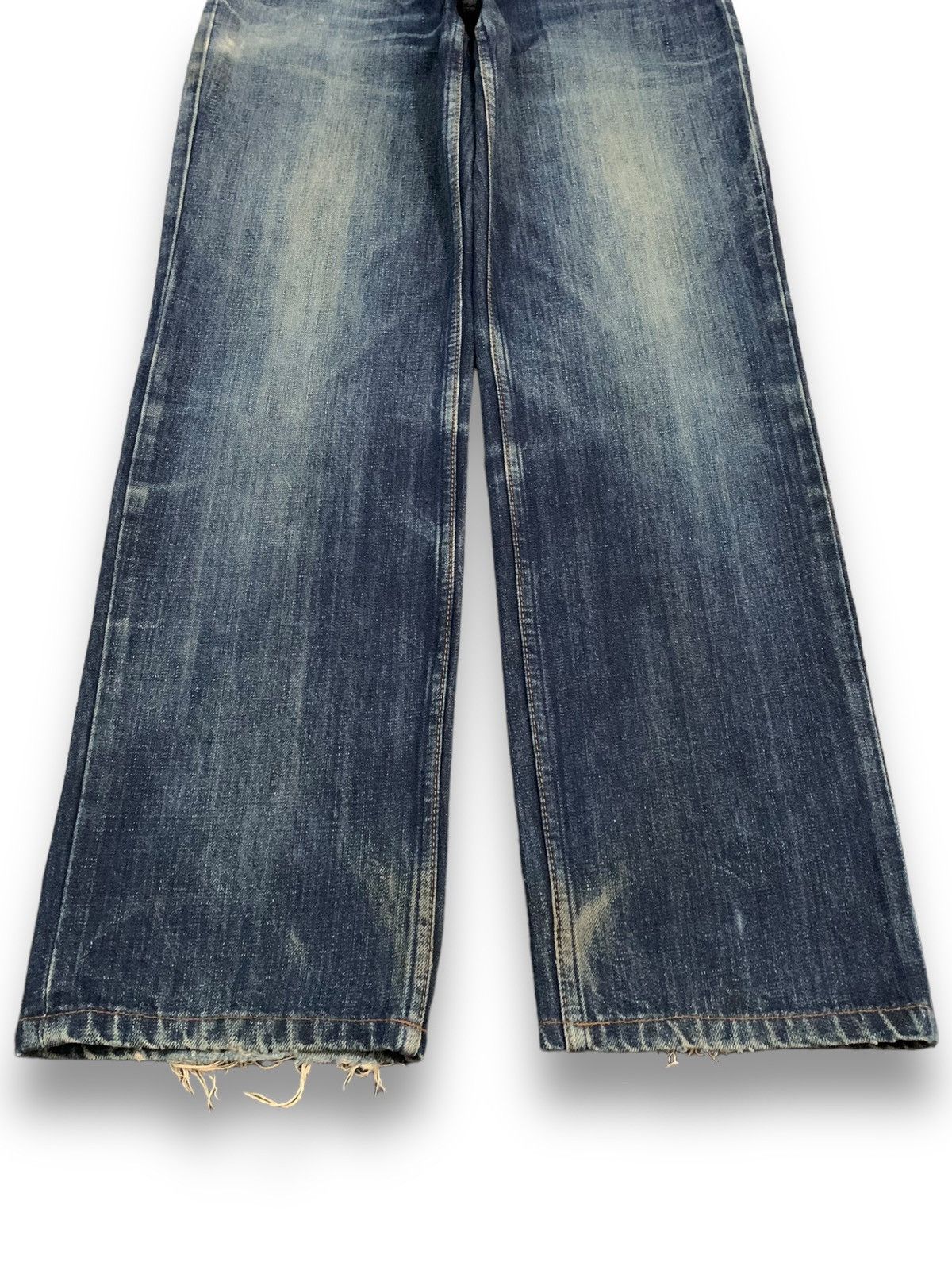 Levi's Vintage 90s Levis 502 Blue Wash Relaxed Fit Ripped Jeans Size US 30 / EU 46 - 7 Thumbnail