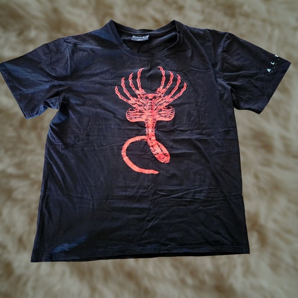 Vintage Rare Alien Face Hugger Xenomorph T-Shirt Tee Mens 2XL Black Covenant Official Size US XXL / EU 58 / 5 - 1 Thumbnail