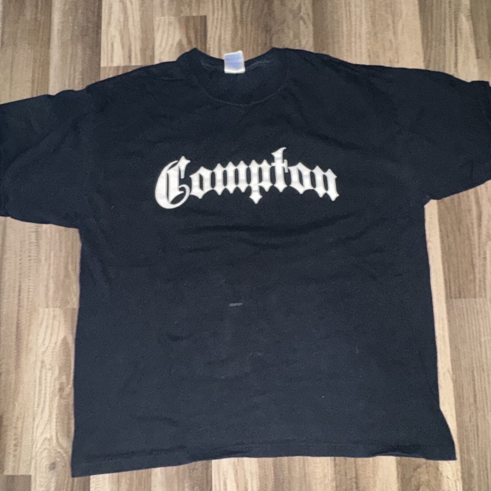 Band Tees × Vintage Vintage Compton Spell Out T-Shirt Black XL 23x27 Old English Size US XL / EU 56 / 4 - 1 Thumbnail