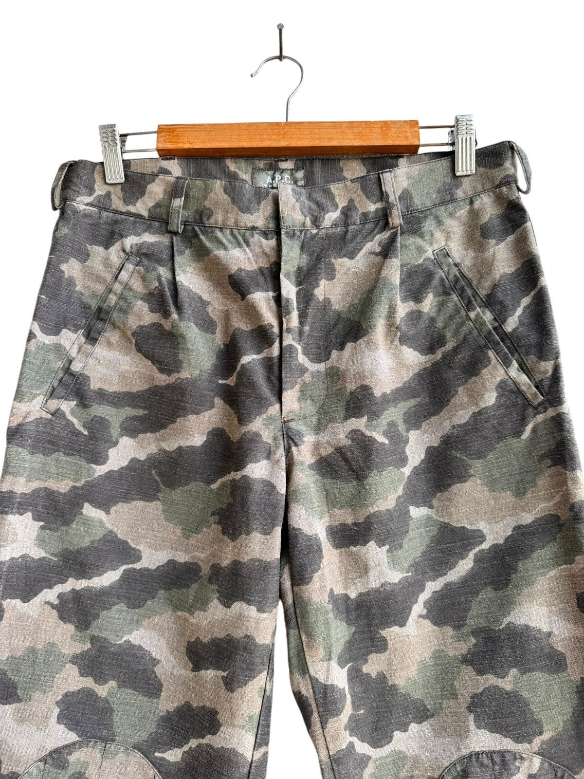 A.P.C. × Japanese Brand Vintage Woodland Camo APC zipper Leg Pants Size US 30 / EU 46 - 6 Thumbnail