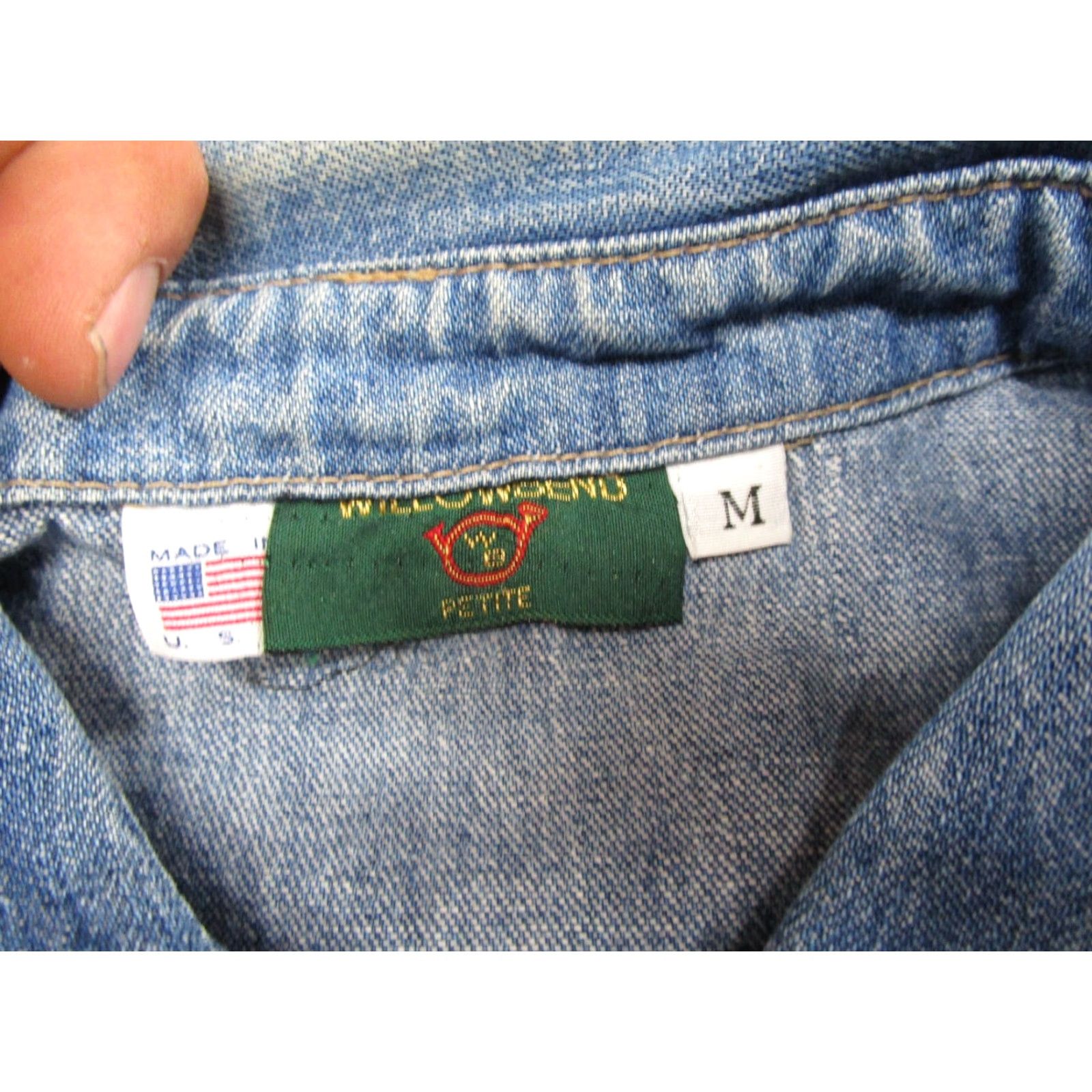 Denime VINTAGE Willowbend Denim Long Sleeve Shirt Women M USA Made Cotton 90s Embroidered Button-Up Casual Shirt Womens Size M / US 6-8 / IT 42-44 - 2 Thumbnail
