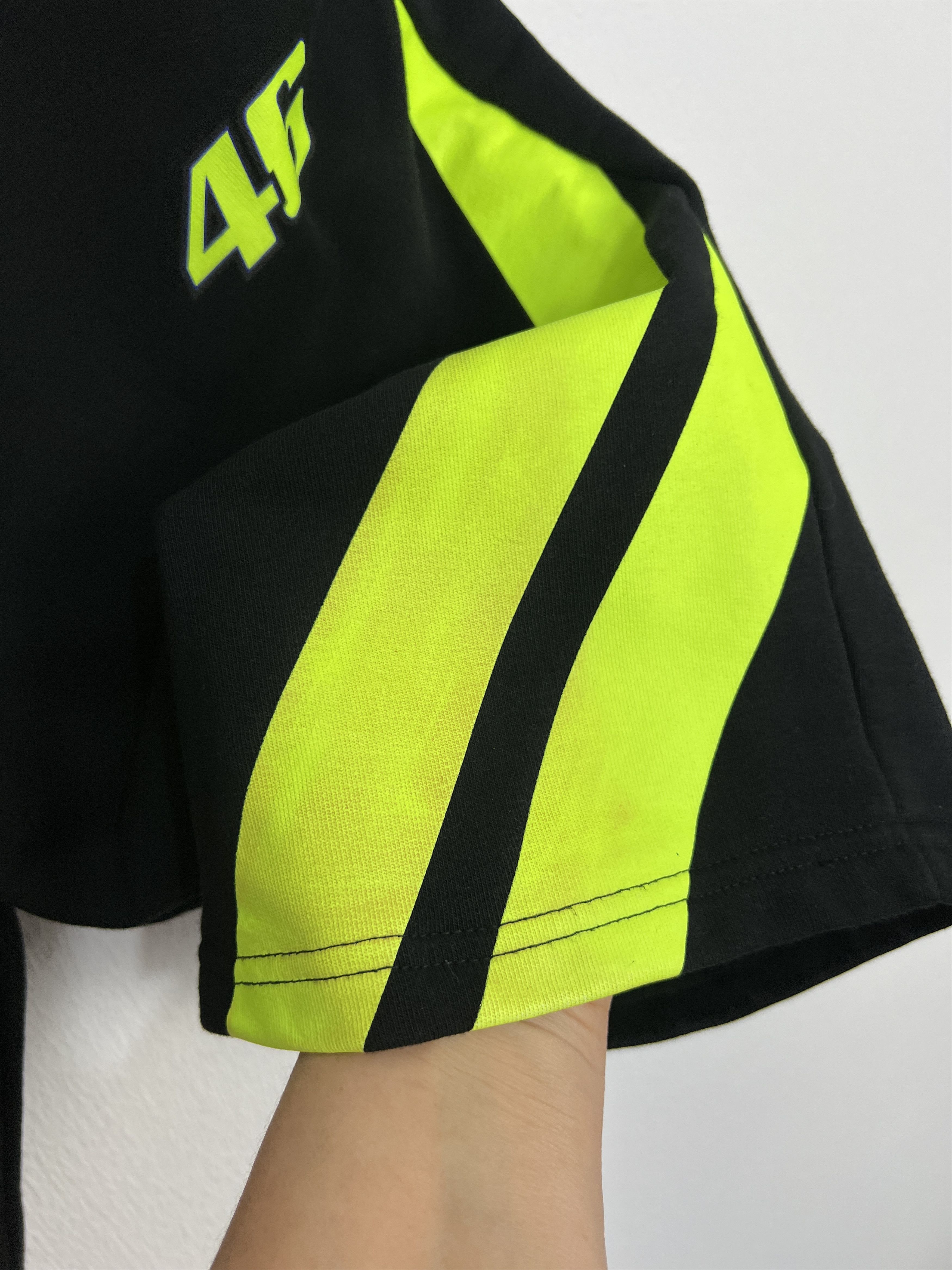 Vintage Official VR46 Valentino Rossi Racing Shorts MotoGP Rare Hype Size US 34 / EU 50 - 5 Thumbnail