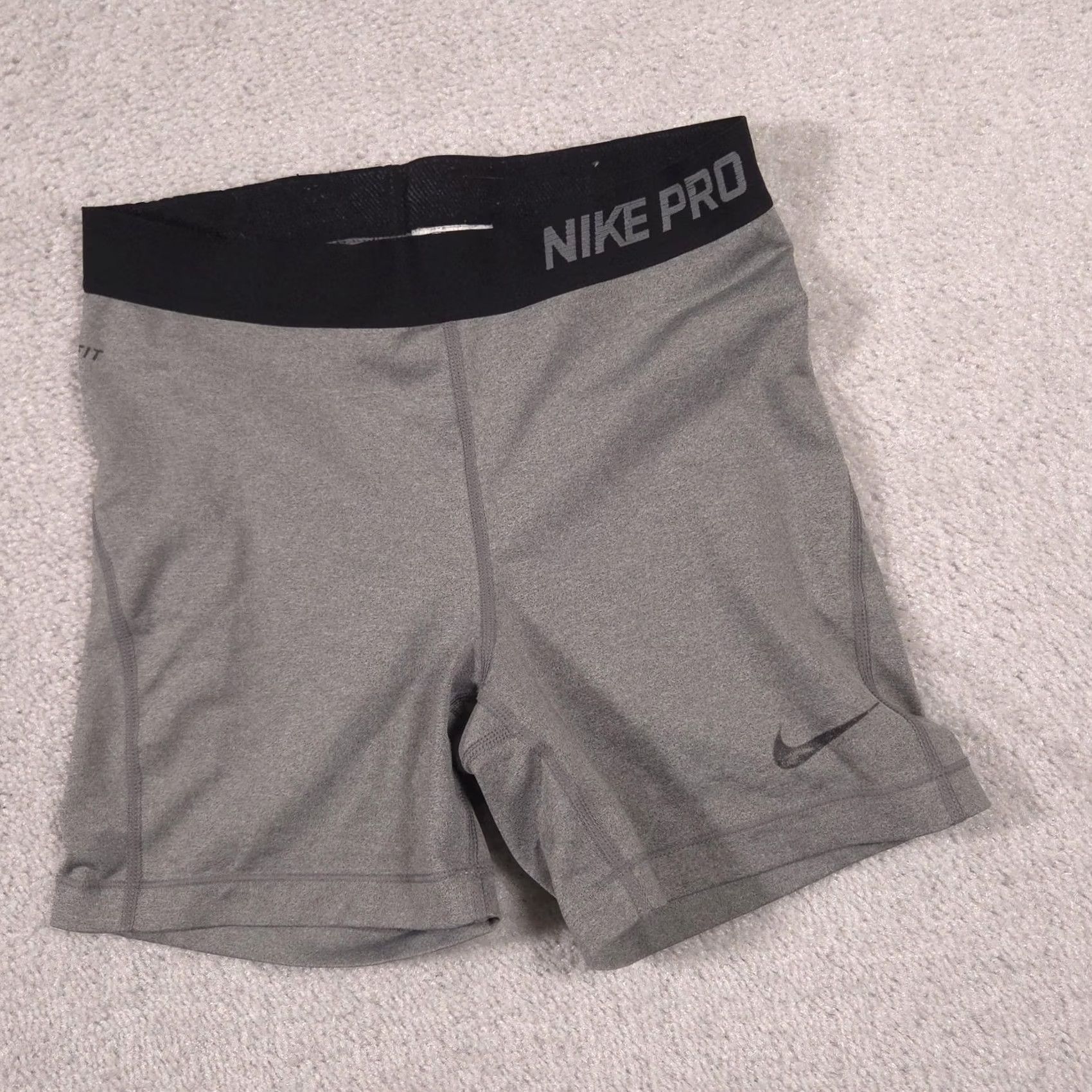 Nike Nike Pro Compression Shorts Womens Medium Gray Dri-FIT Training Running Size 32" / US 10 / IT 46 - 2 Thumbnail