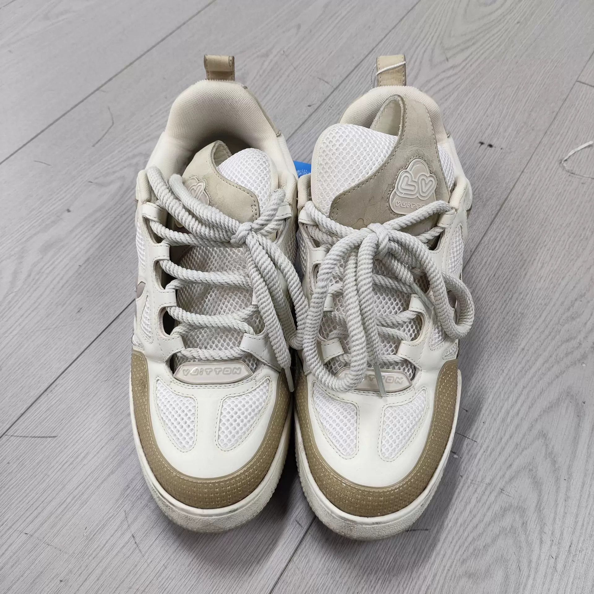 Louis Vuitton Beige Lowtop Sneakers - Size 8 Size US 8 / EU 41 - 1 Thumbnail