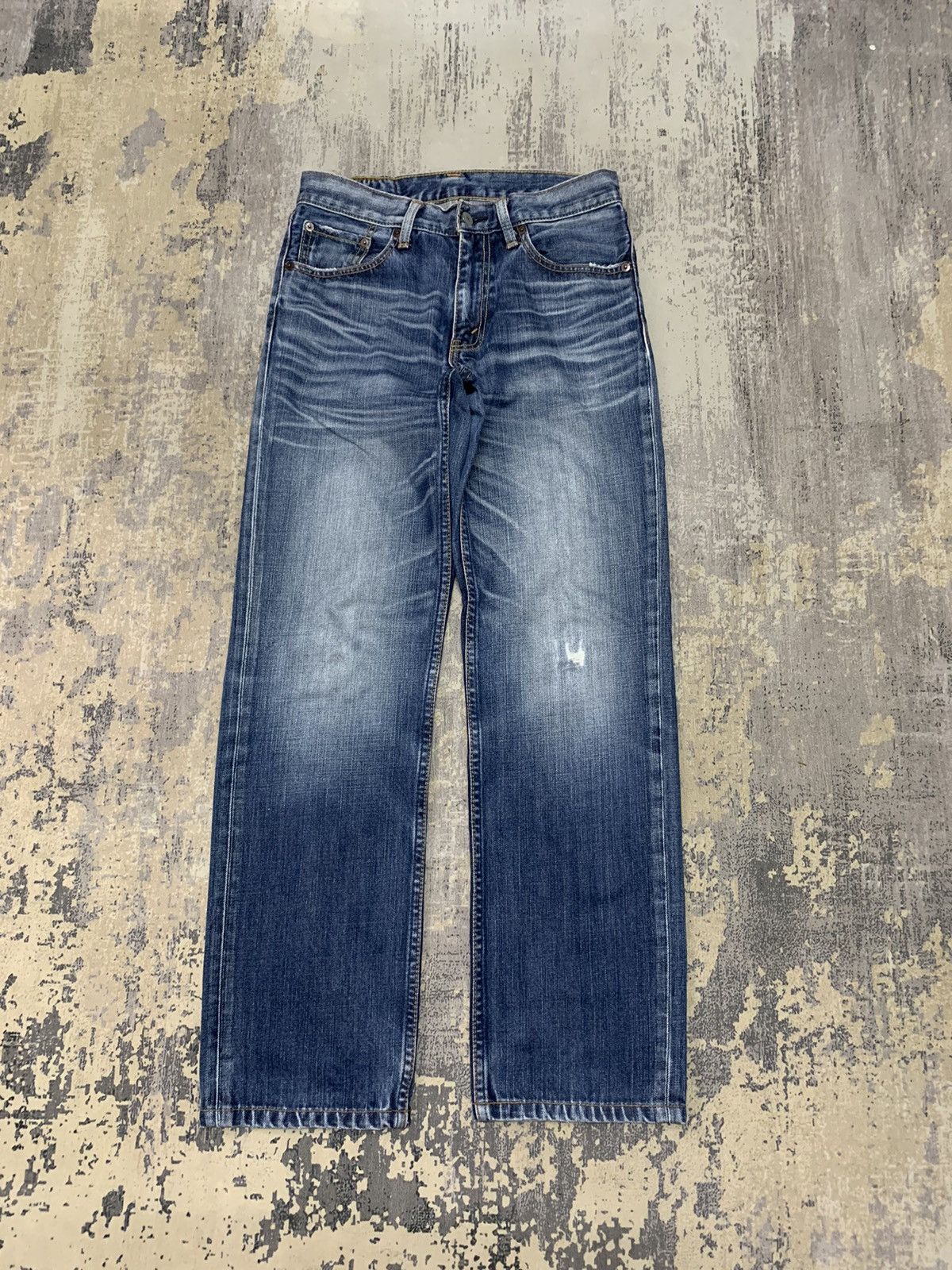 Levi's Vintage Levis 702 Distressed Denim Jeans 29x29.5 Size US 29 - 1 Thumbnail