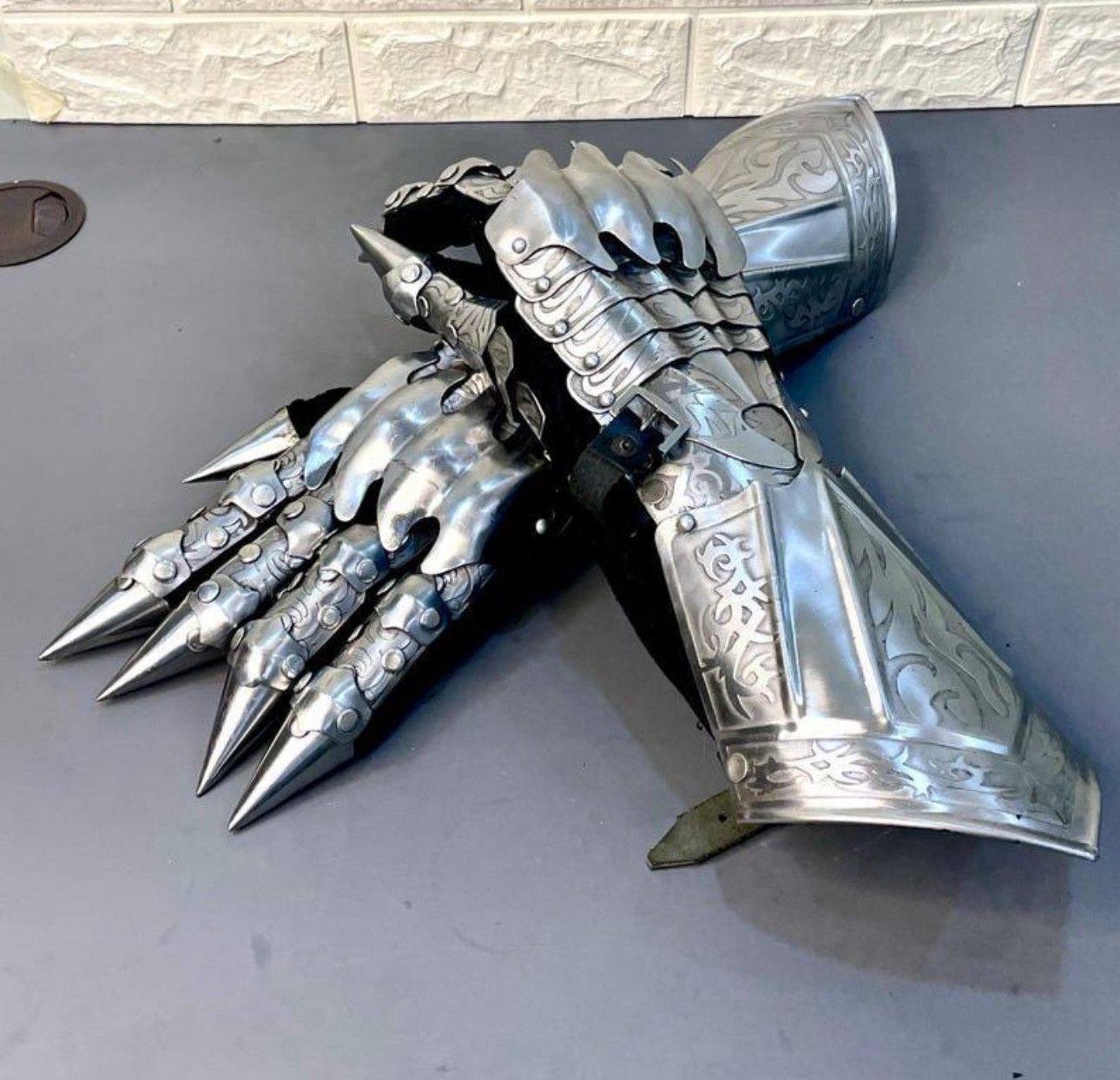 Vintage Custom Steel Clawed Gauntlets - Full Finger Armor Gloves Size ONE SIZE - 2 Thumbnail