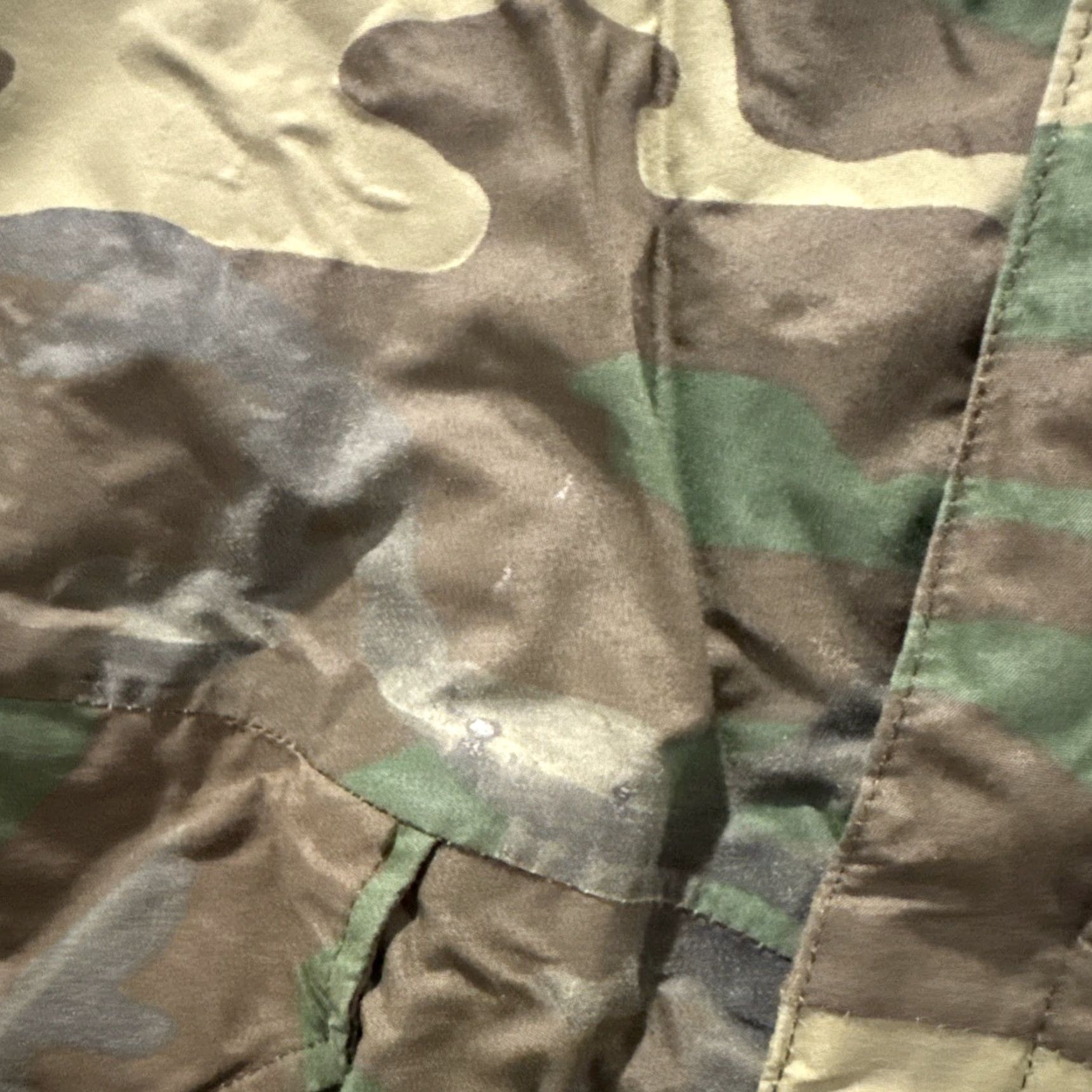 Vintage VINTAGE U.S. Military Parka Jacket CAMOUFLAGE Short Medium Damaged Men's NYLON Camo Parka Short Damaged Size US 31 - 3 Thumbnail