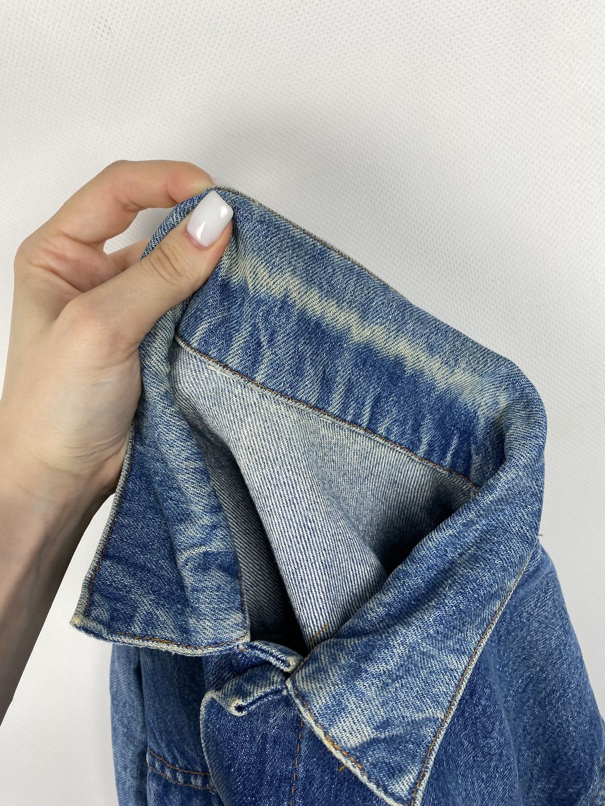 Levi's VTG 80s Levis Type 3 men’s denim trucker jacket size ~ M Size US M / EU 48-50 / 2 - 24 Thumbnail