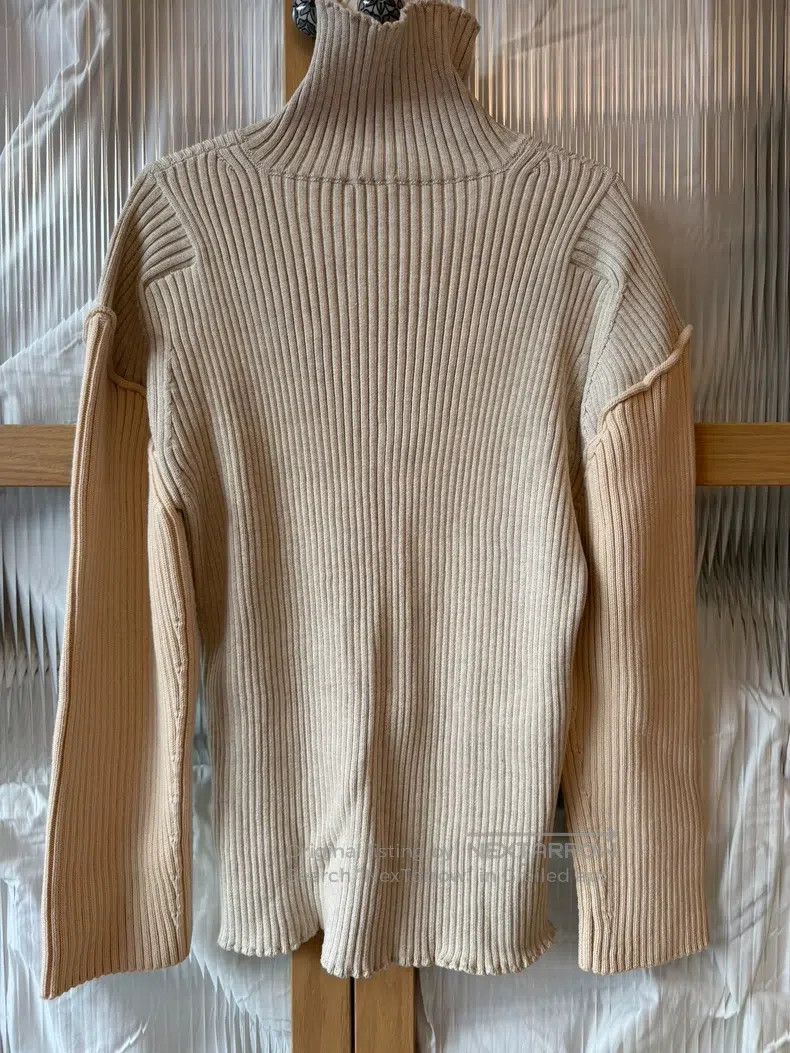 The Row The Row Beige two-tone patchwork turtleneck sweater Size S / US 4 / IT 40 - 8 Thumbnail