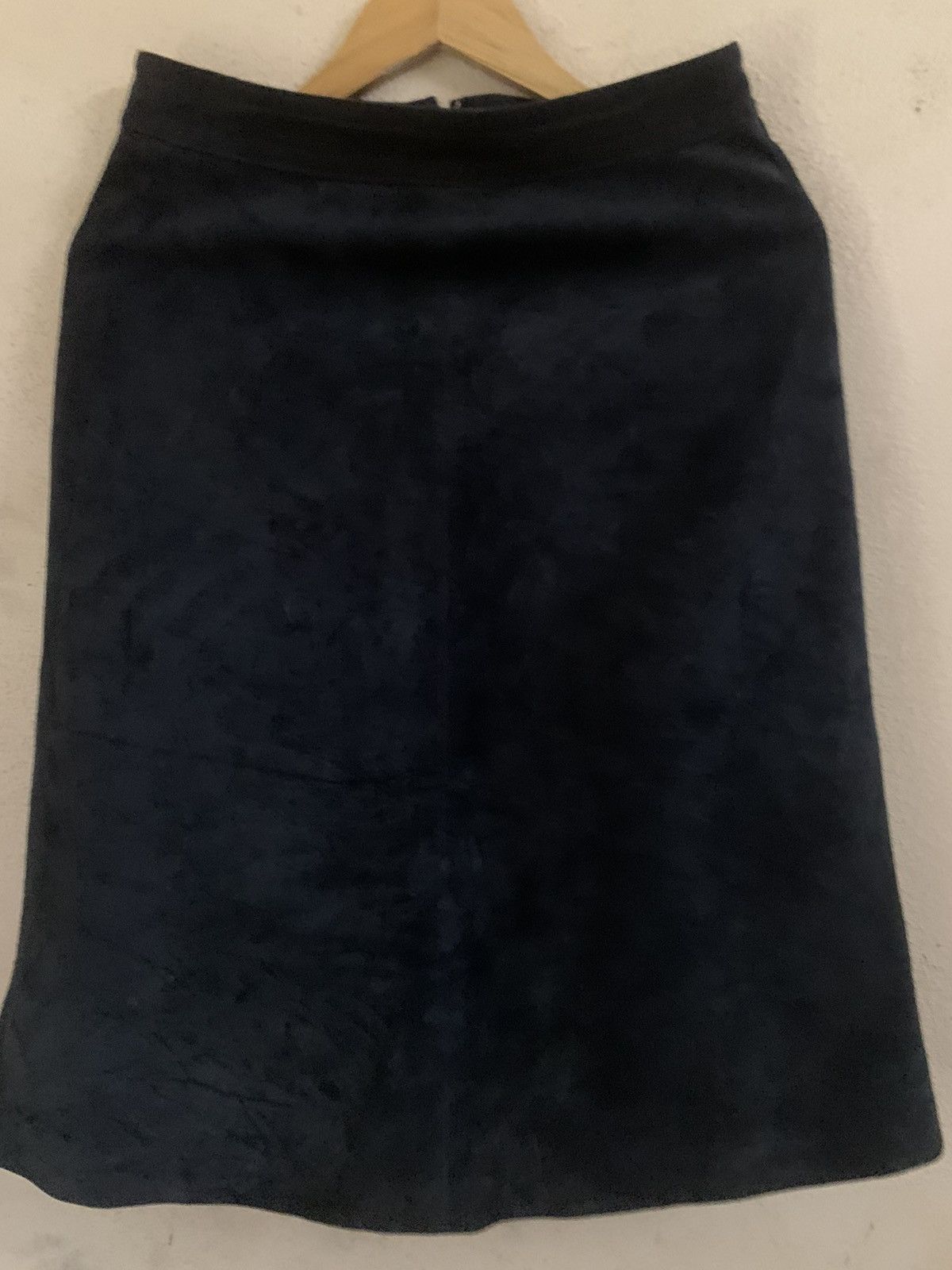 Celine Vintage celine double lining suede skirt Size 30" / US 8 / IT 44 - 2 Thumbnail
