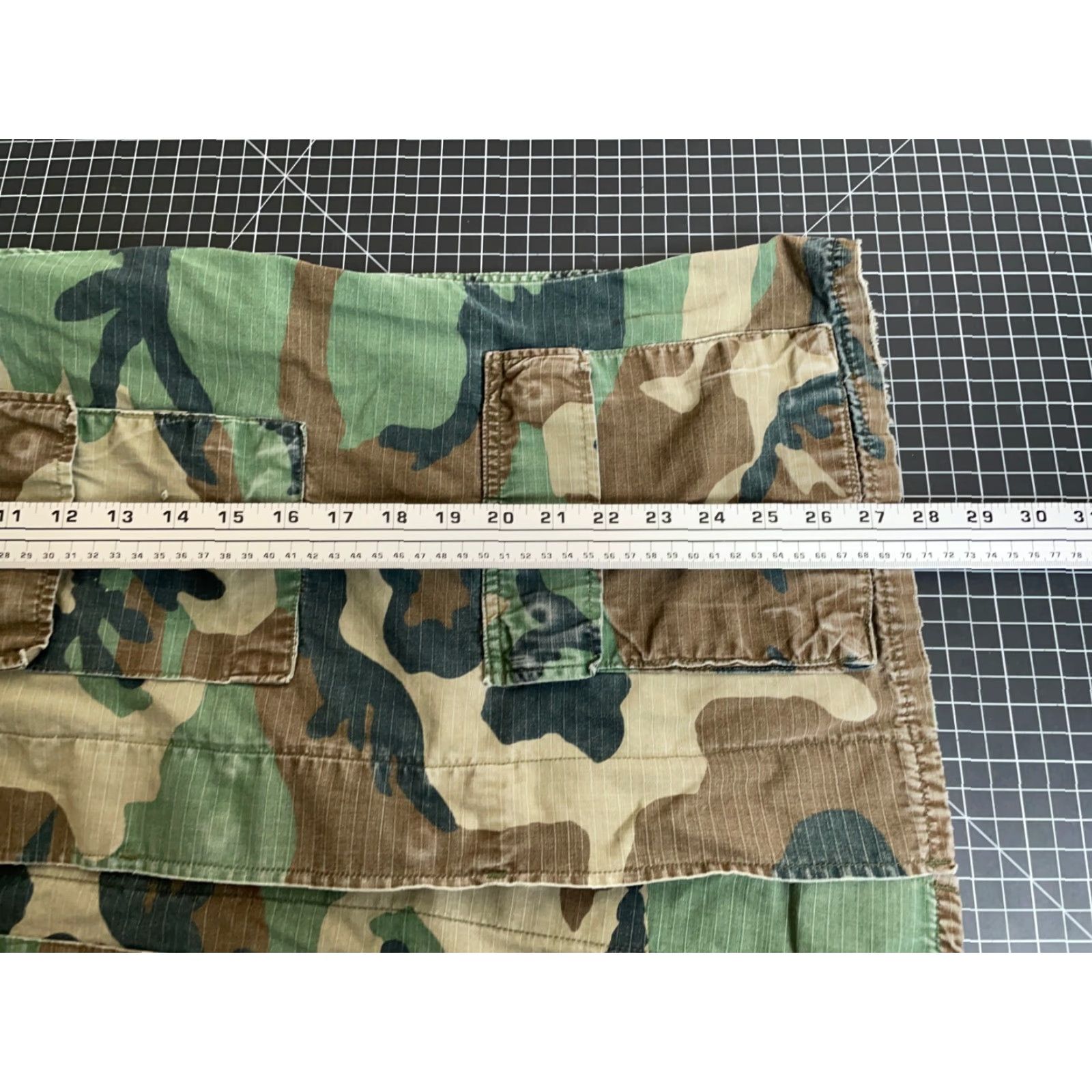 Carbon VINTAGE Carbon Military Jacket Adult Medium Green Woodland Camouflage 80s Outdoor Mens Size US M / EU 48-50 / 2 - 6 Thumbnail