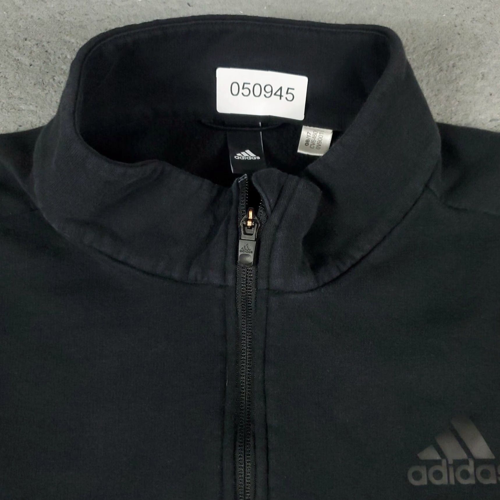 Adidas Adidas Sweater Mens XL Black 1/4 Zip Pullover Knit Mock Neck Long Sleeve Sports Casual Business Workwear Modern Classic Mens Size US XL / EU 56 / 4 - 2 Thumbnail