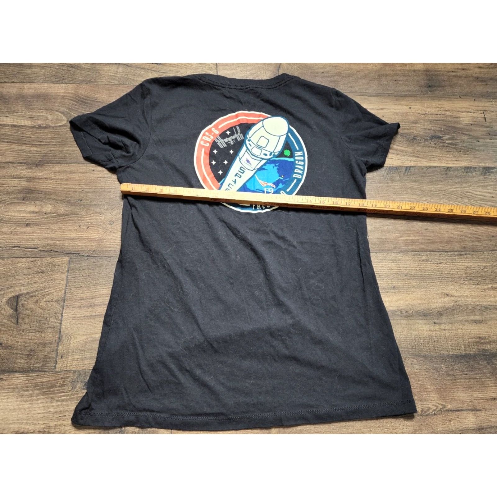 Vintage Womens 2X SpaceX Space X T-Shirt Falcon 9 Dragon Elon Tesla Black Graphic Raglan Short Sleeve V-Neck Slim Fit Size XXL / US 16-18 / IT 52-54 - 2 Thumbnail