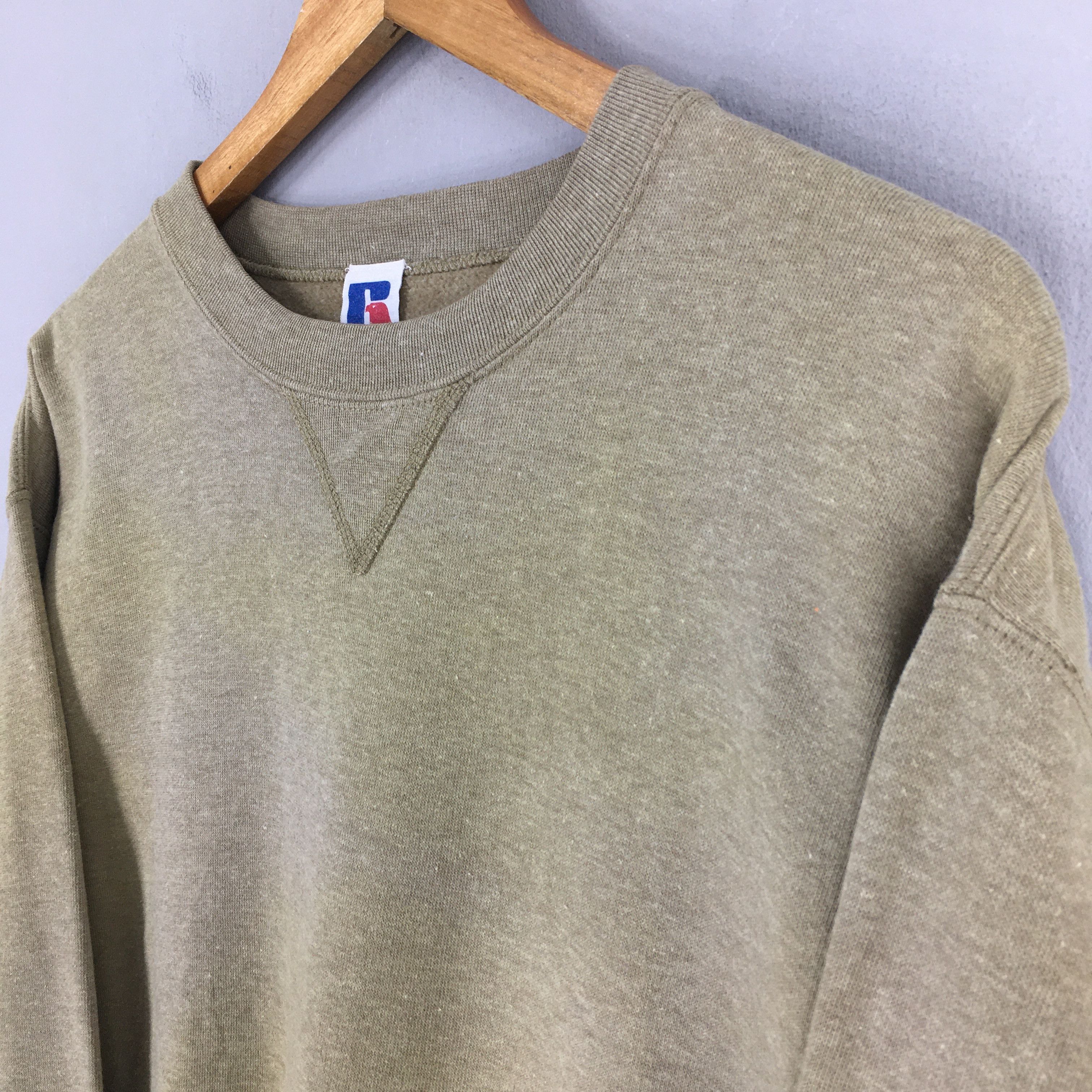 Russell Athletic × Vintage Vintage 90s Russell Athletic Beige Faded Sweatshirt Large Size US L / EU 52-54 / 3 - 3 Thumbnail