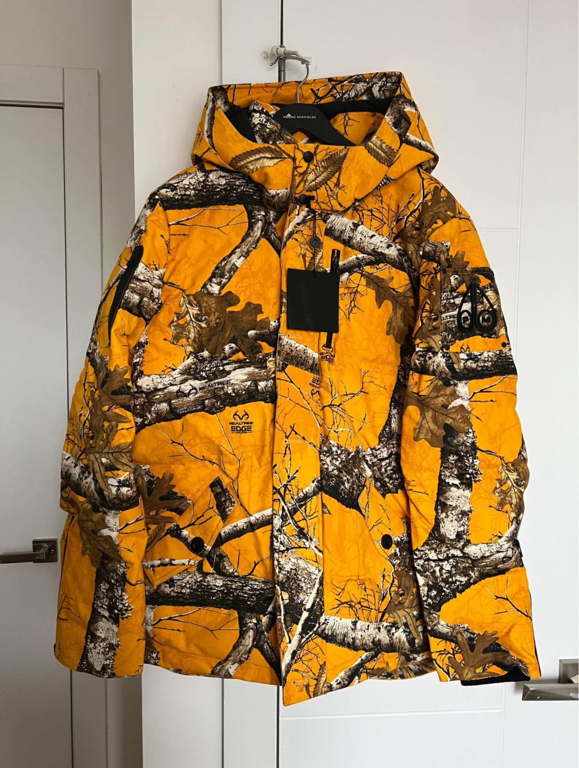 Moose Knuckles Moose Knuckles x Post Malone Coat and Fleece Pants Size US L / EU 52-54 / 3 - 1 Thumbnail