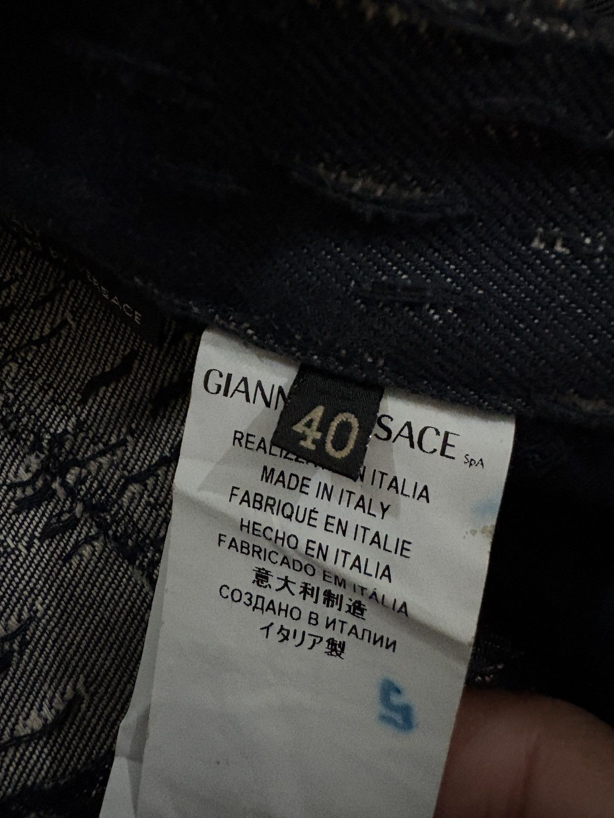 Versace Versace short pants women Size 30" / US 8 / IT 44 - 9 Thumbnail