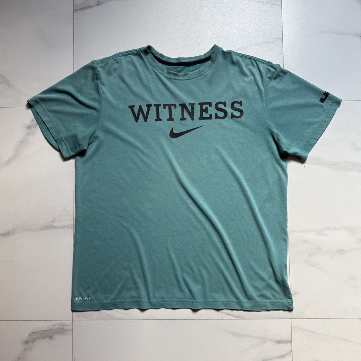 Nike Vintage Nike LeBron Witness Tee Size US XL / EU 56 / 4 - 2 Thumbnail