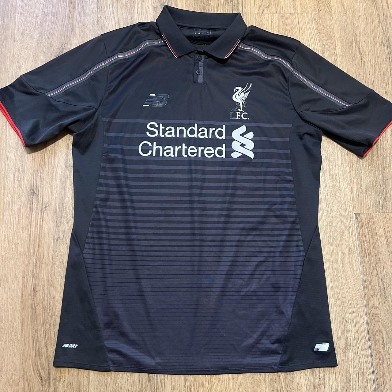 New Balance 2015-16 Liverpool New Balance Football Shirt Premier League Size US L / EU 52-54 / 3 - 1 Thumbnail