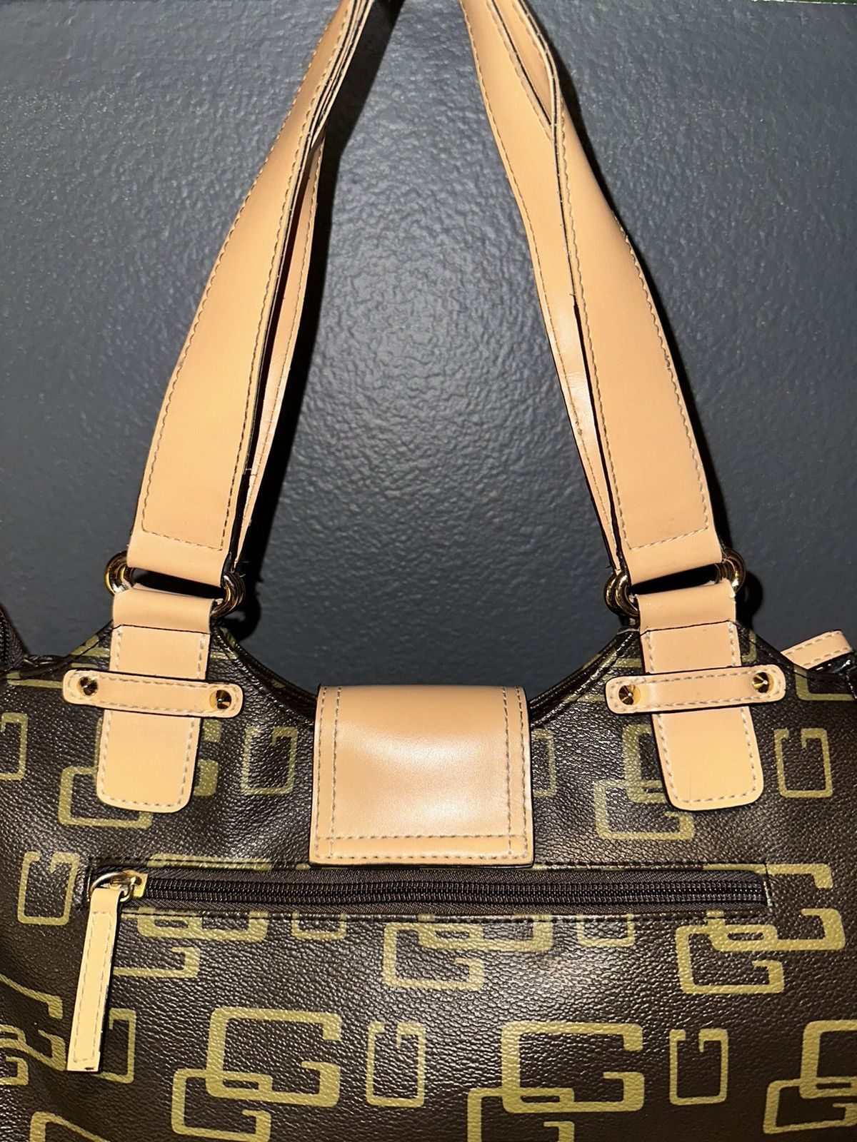 Guess Guess Monogram Y2K 2000’s Vintage Shoulder Handbag Purse Size ONE SIZE - 9 Thumbnail