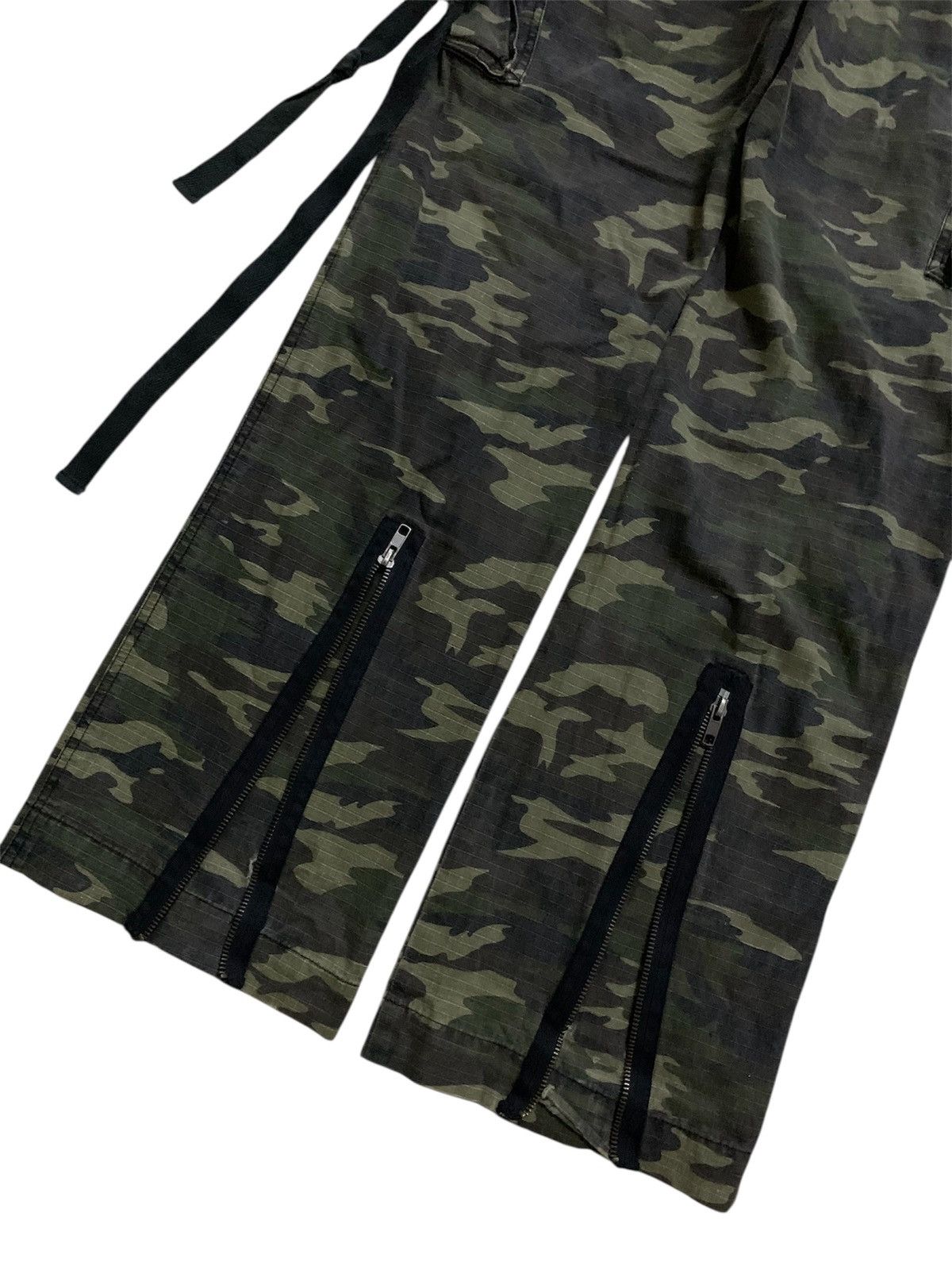 BUFFALO BOBS 💥Buffalo Bobs Camo Stud Cargo pant Size US 32 / EU 48 - 2 Thumbnail