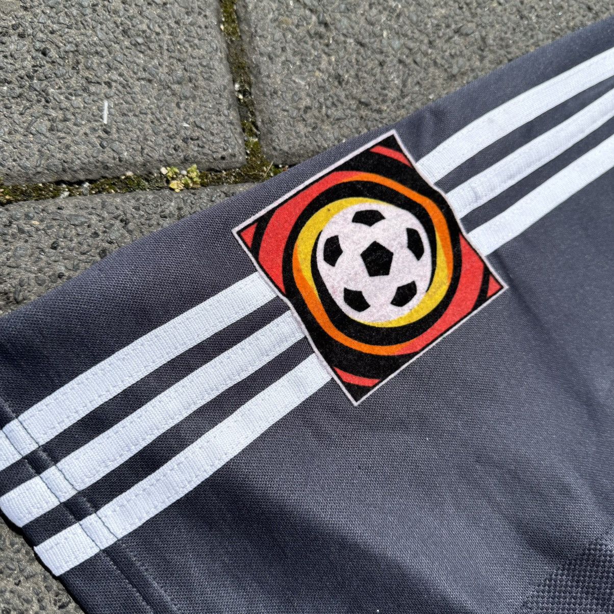 Adidas × Vintage Vintage Jersey Bayern Münich 2001/2002 #19 Jancker RARE VNTG Size US XXL / EU 58 / 5 - 4 Thumbnail