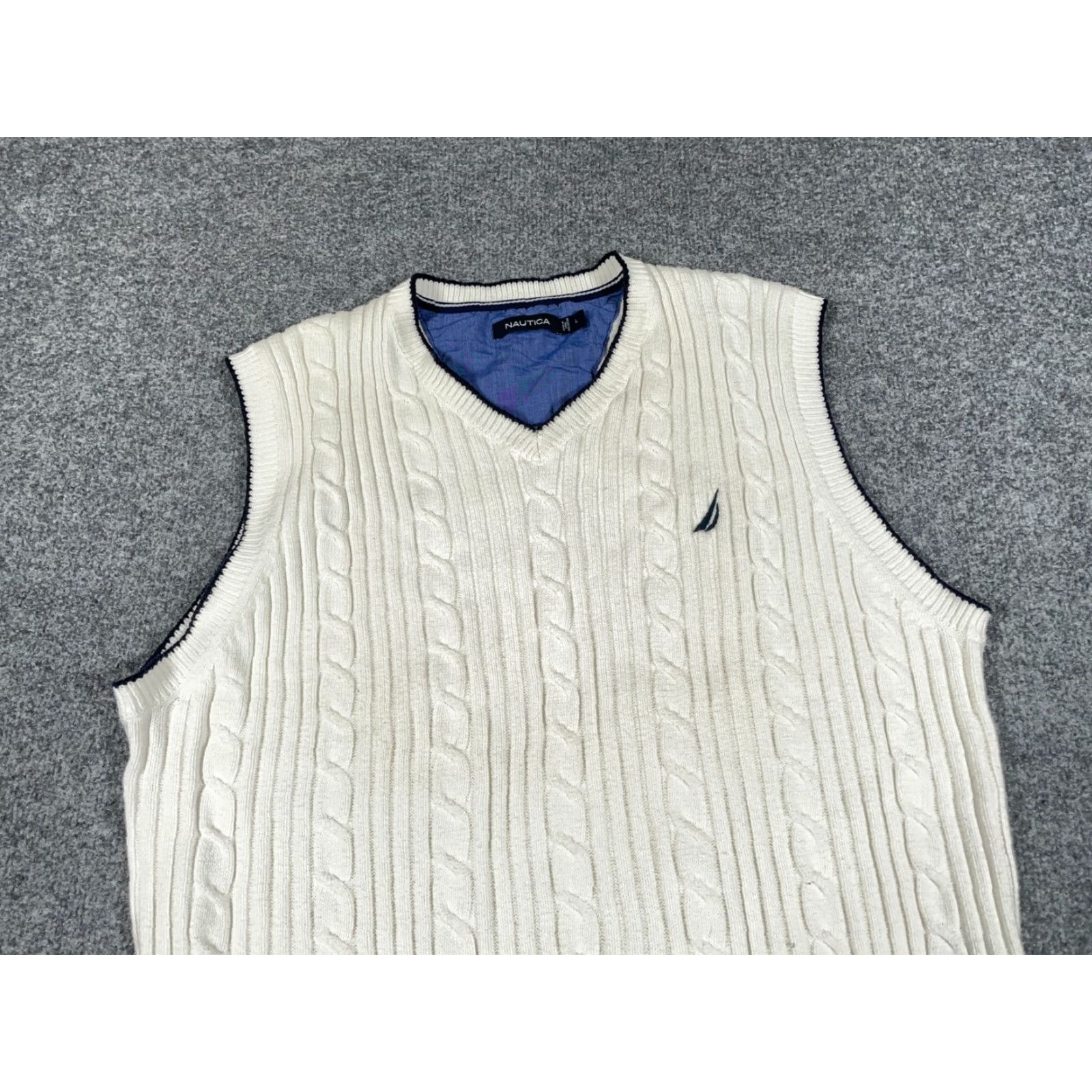 Nautica VINTAGE Nautica Men’s Sweater Vest Cable Knit V-Neck Adult Large White Preppy Retro Classic Size US L / EU 52-54 / 3 - 8 Thumbnail