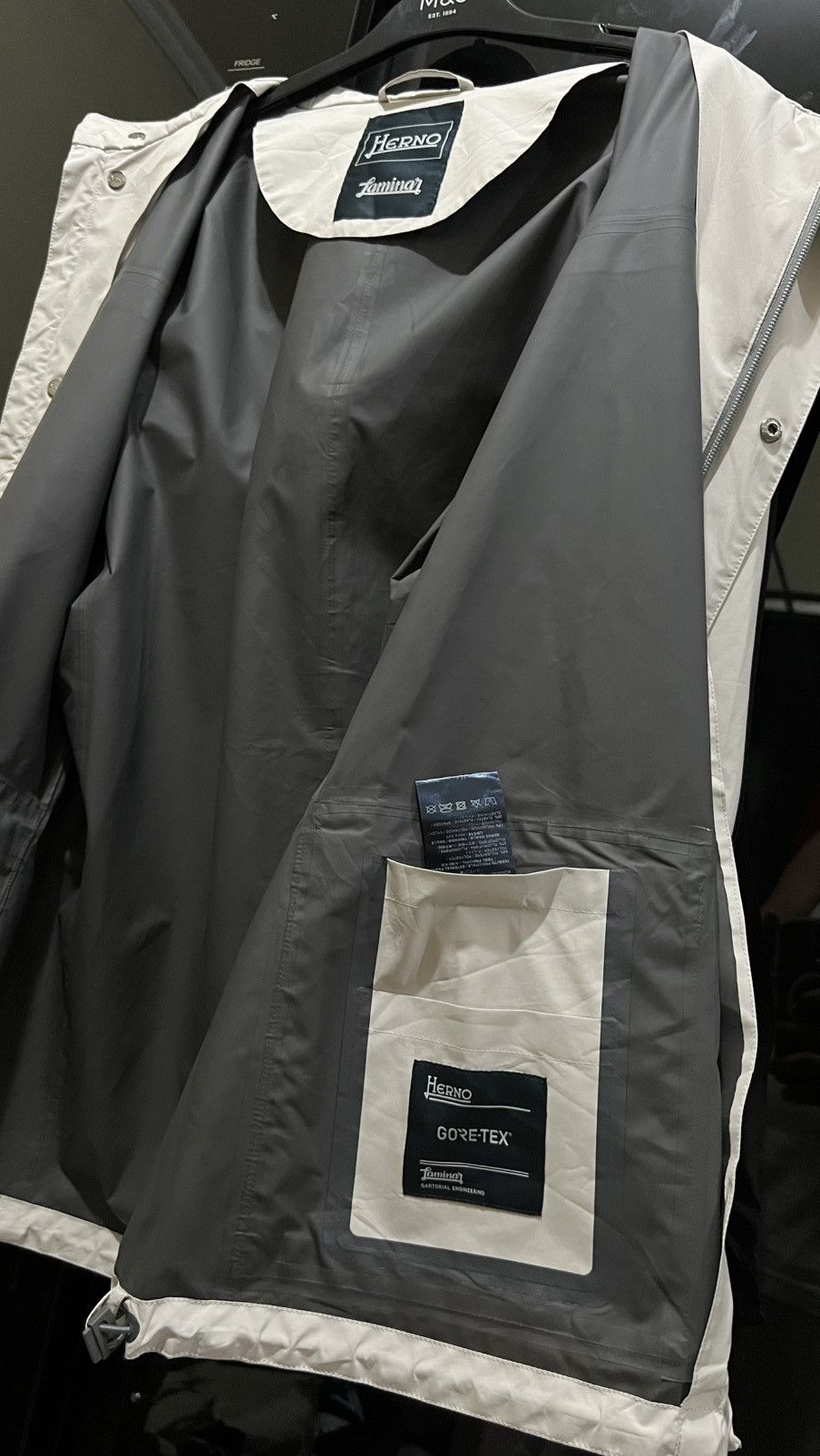 Herno Herno Laminar Goretex Parka GI021UL-11101-1300 Size US L / EU 52-54 / 3 - 7 Thumbnail