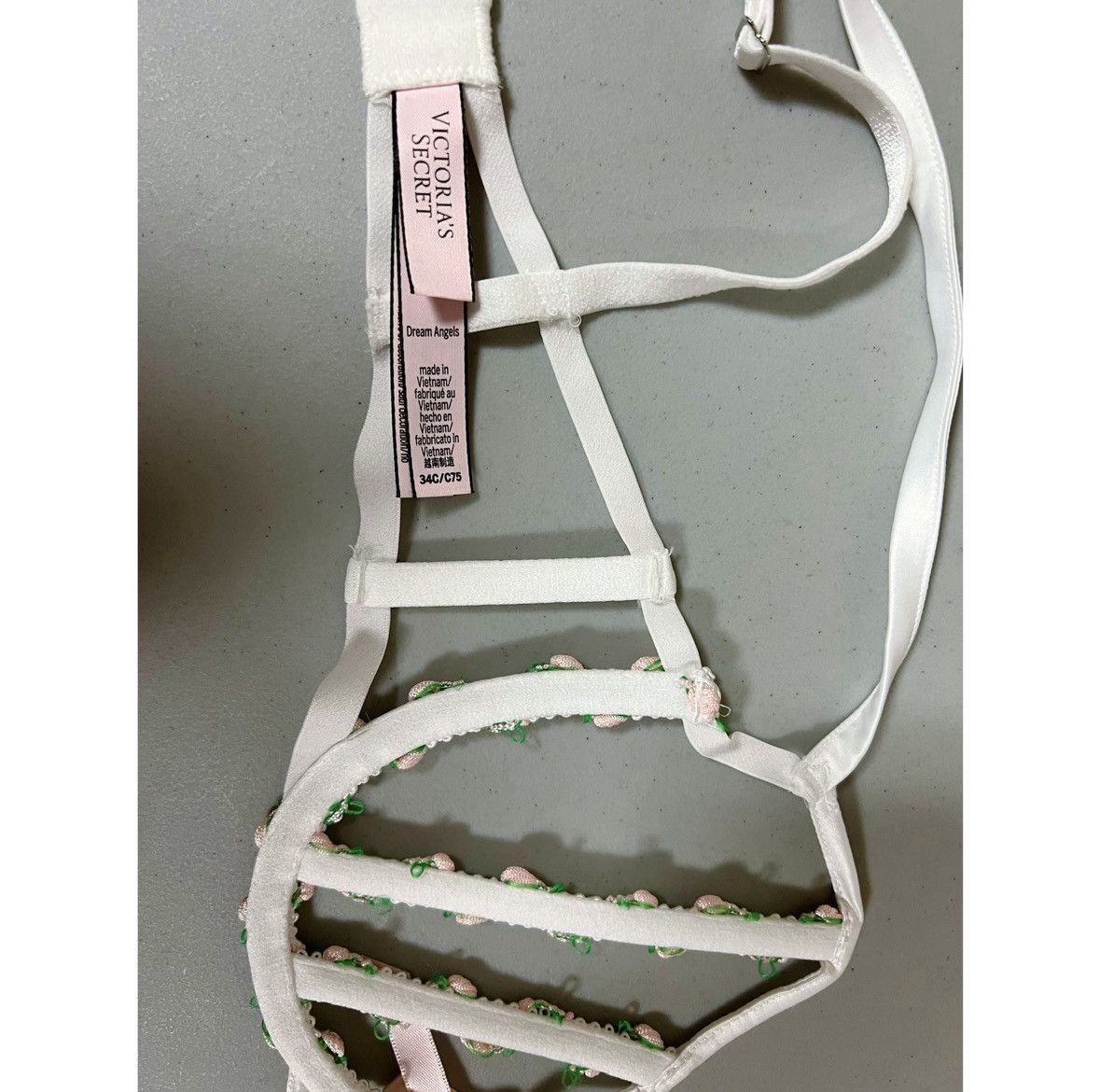 Victoria's Secret White Flowers Floral Cut-Out Bra Bralette Lingerie Size 34C🎀 Size S / US 4 / IT 40 - 7 Thumbnail