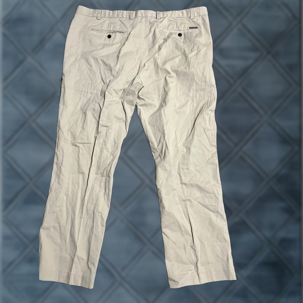 Eddie Bauer Eddie Bauer Beige Flat Front Wrinkle Free Classic Fit Pants Mens Size 44x30 Size US 44 / EU 60 - 1 Thumbnail